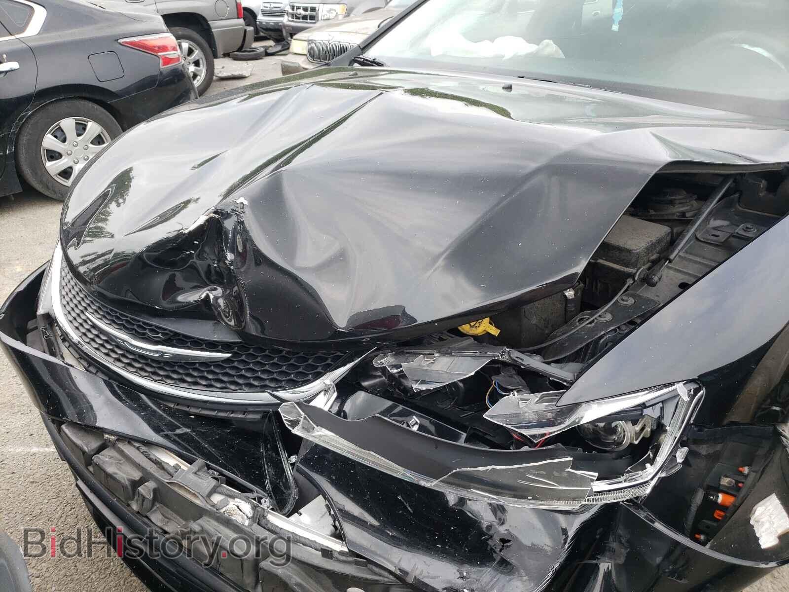 2015 CHRYSLER 200 - VIN: 1C3CCCFBXFN560820 - Фото 7