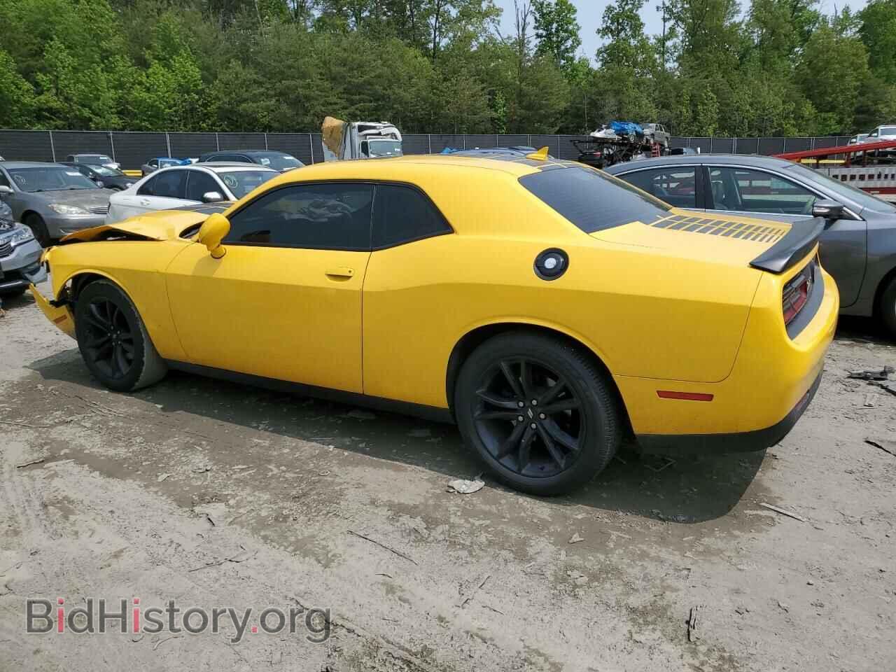2018 DODGE CHALLENGER - VIN: 2C3CDZAG6JH111722 - Photo 2