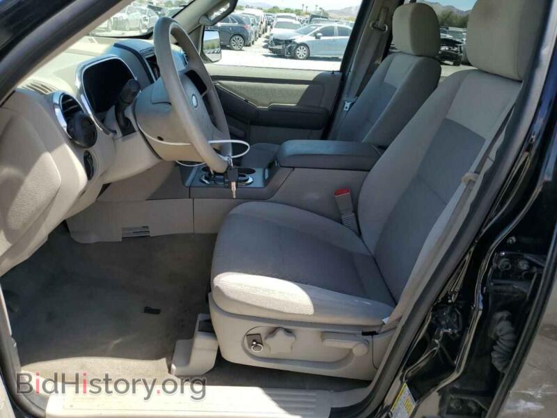 2006 Ford EXPLORER (VIN 1FMEU72E36UA59794) — фото 7 из 13