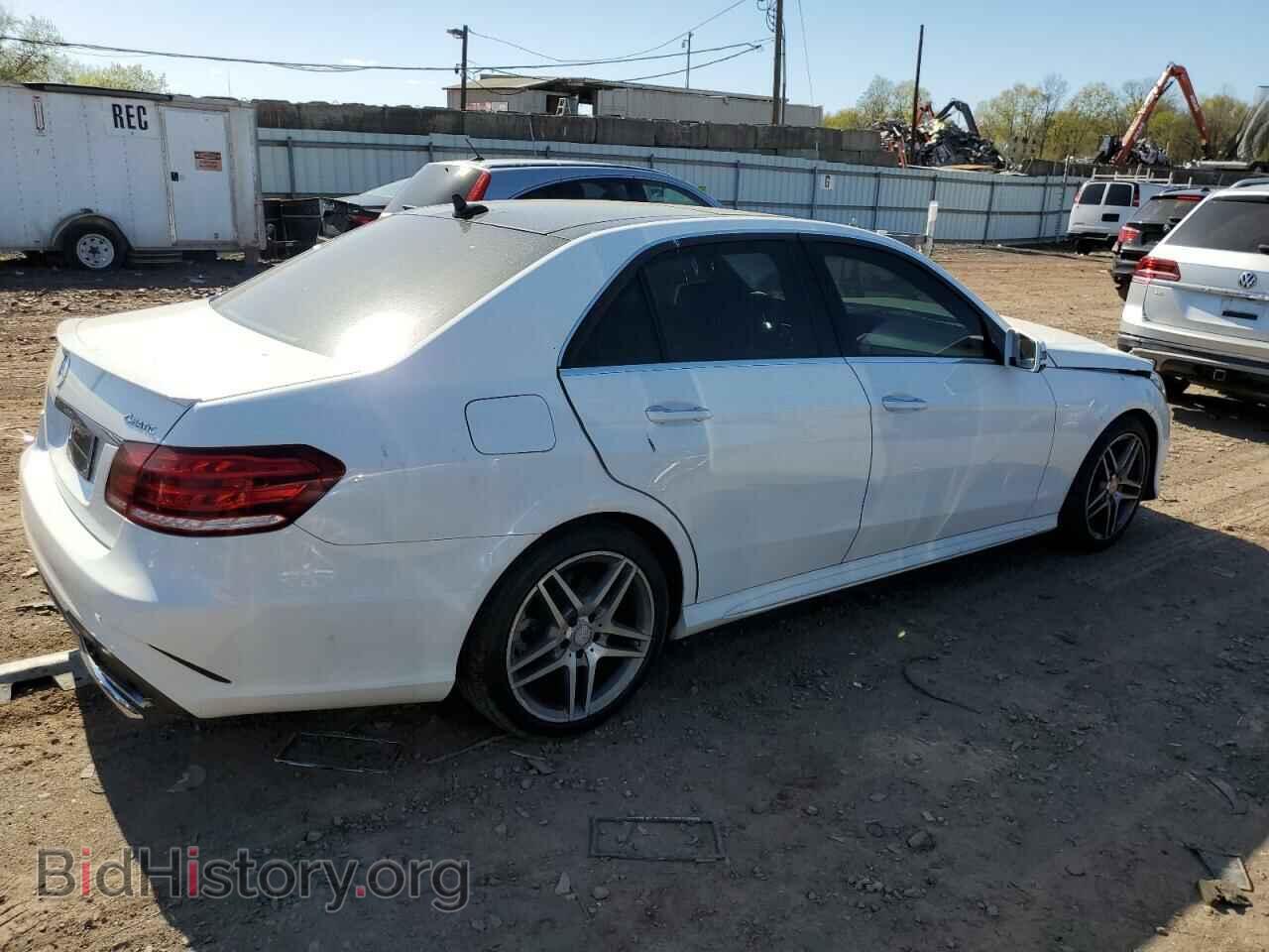 2015 MERCEDES-BENZ E-CLASS - VIN: WDDHF8JB8FB092252 - Фото 3