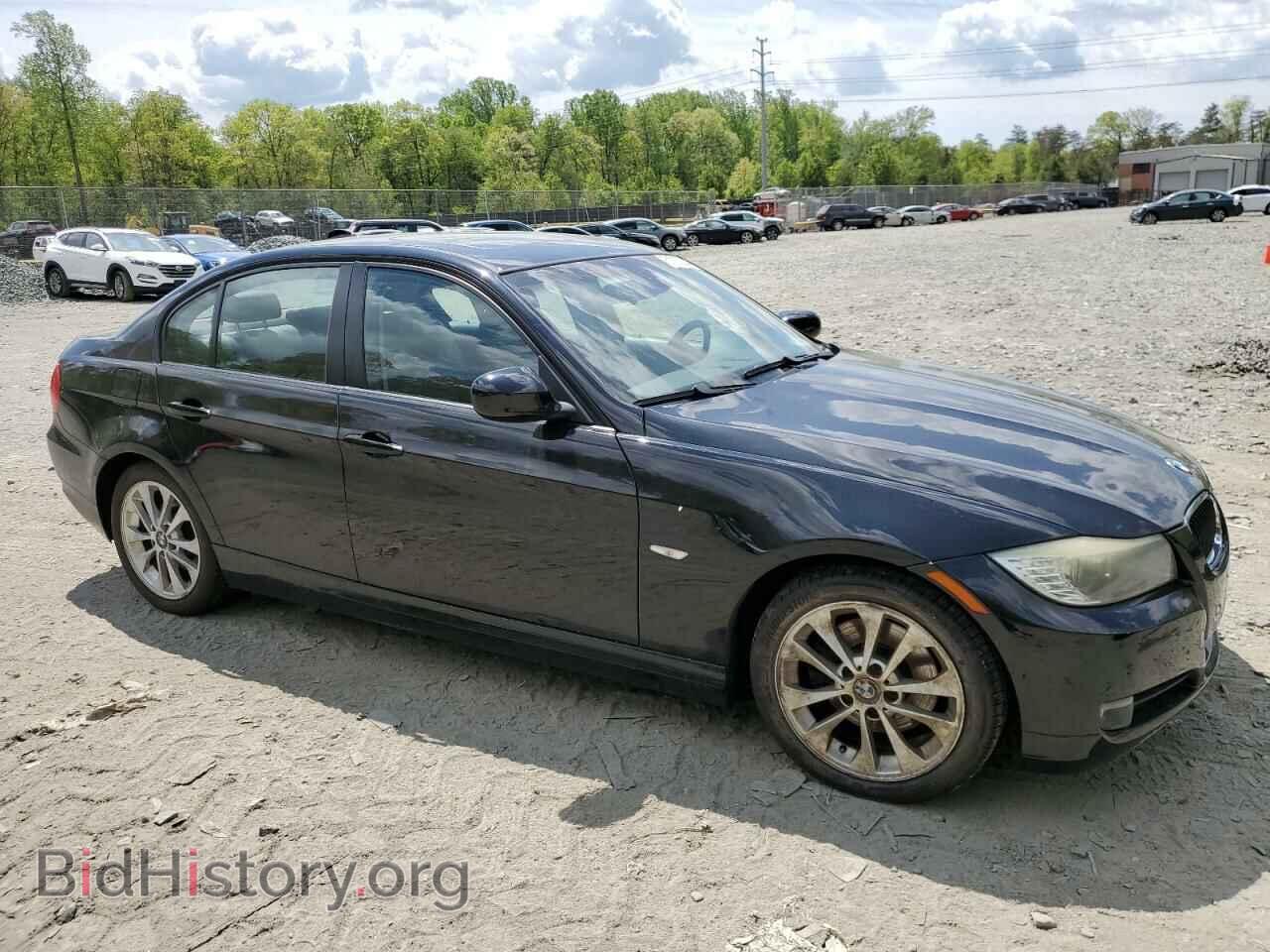 2009 BMW 3 SERIES - VIN: WBAPH77559NL85621 - Фото 4