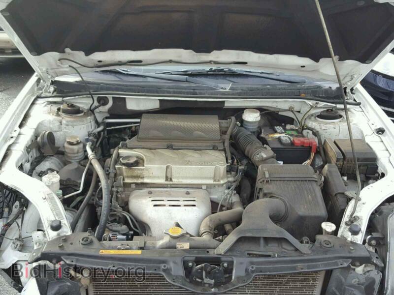 2011 Mitsubishi GALANT (VIN 4A32B2FF9BE006523) — photo 7 of 10