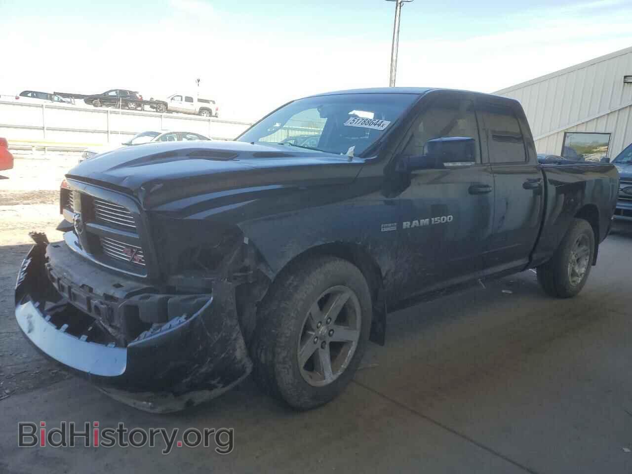 Photo 1D7RV1GT2BS582596 - DODGE All Models 2011