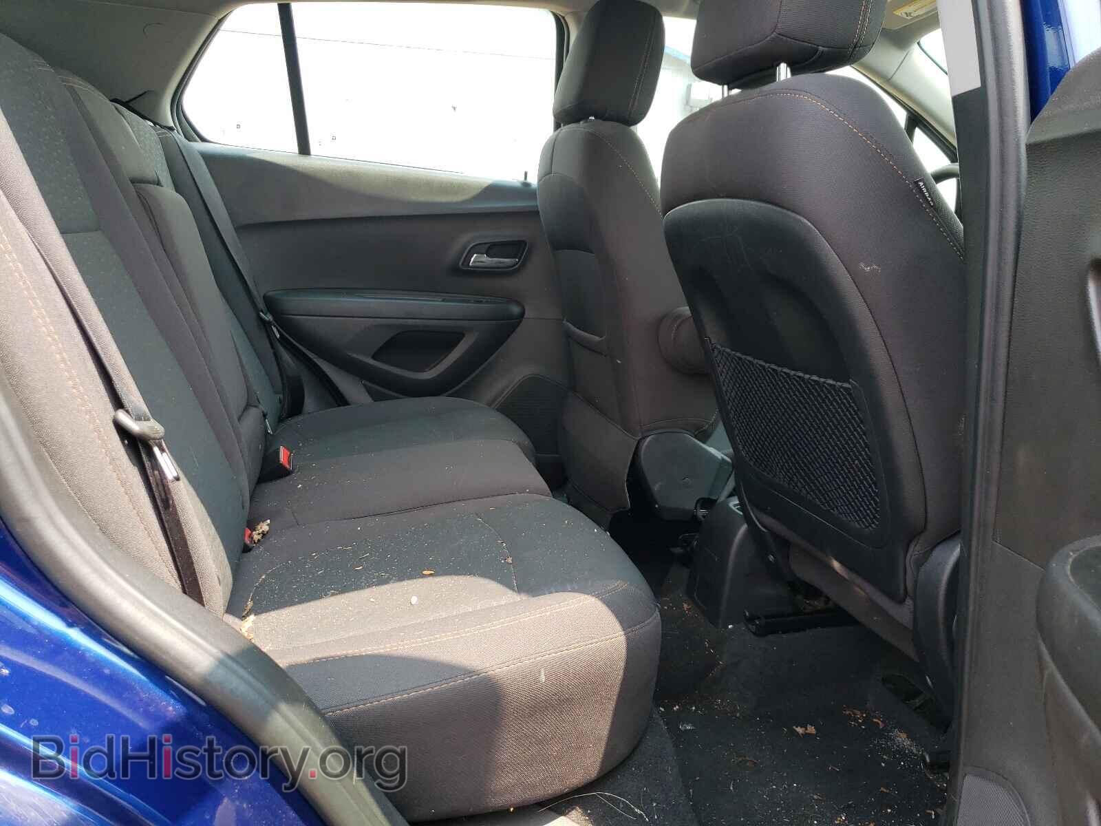 2017 CHEVROLET TRAX - VIN: 3GNCJNSB0HL152114 - Фото 6