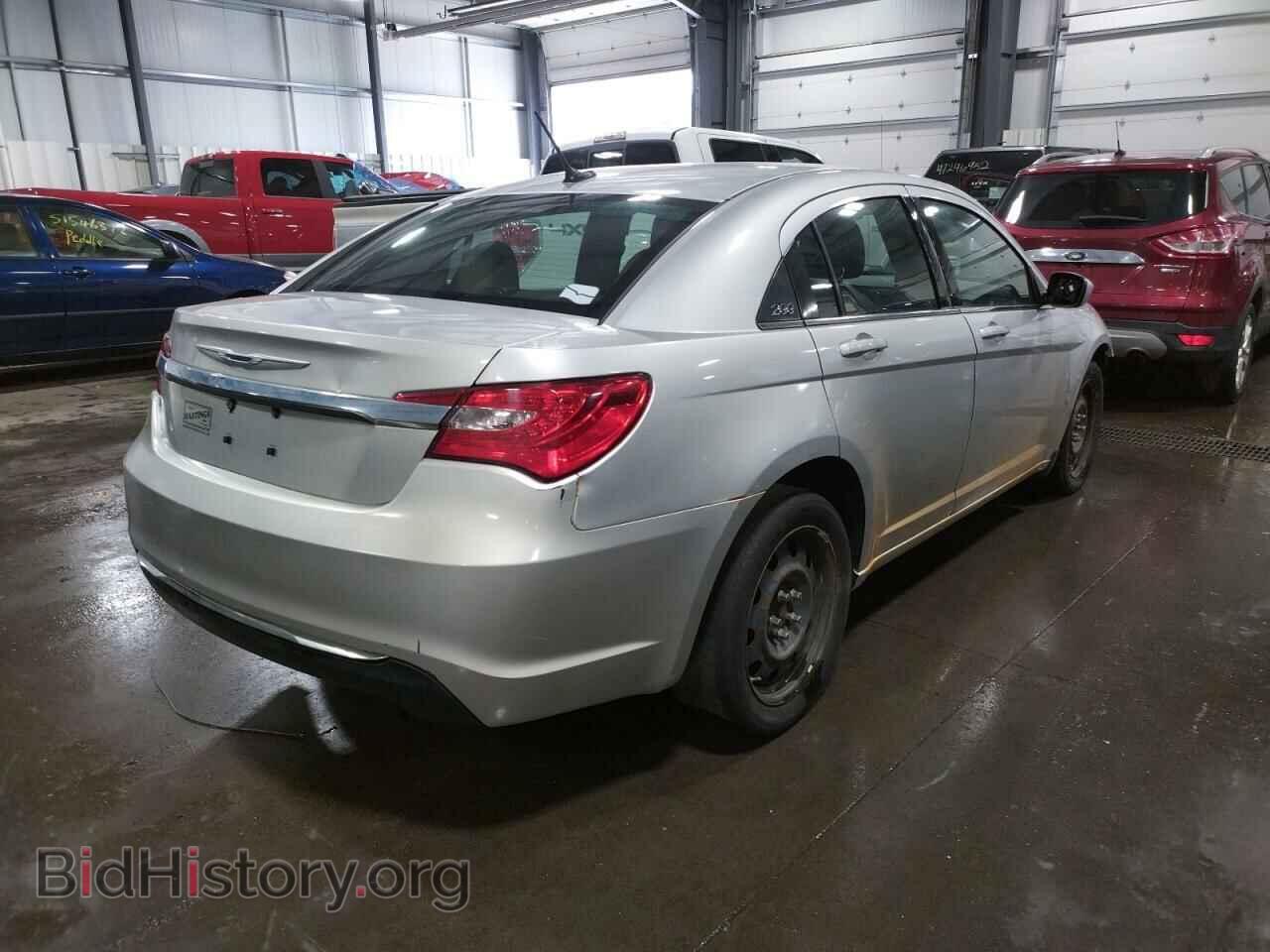 2012 CHRYSLER 200 - VIN: 1C3CCBAB8CN134900 - Фото 4