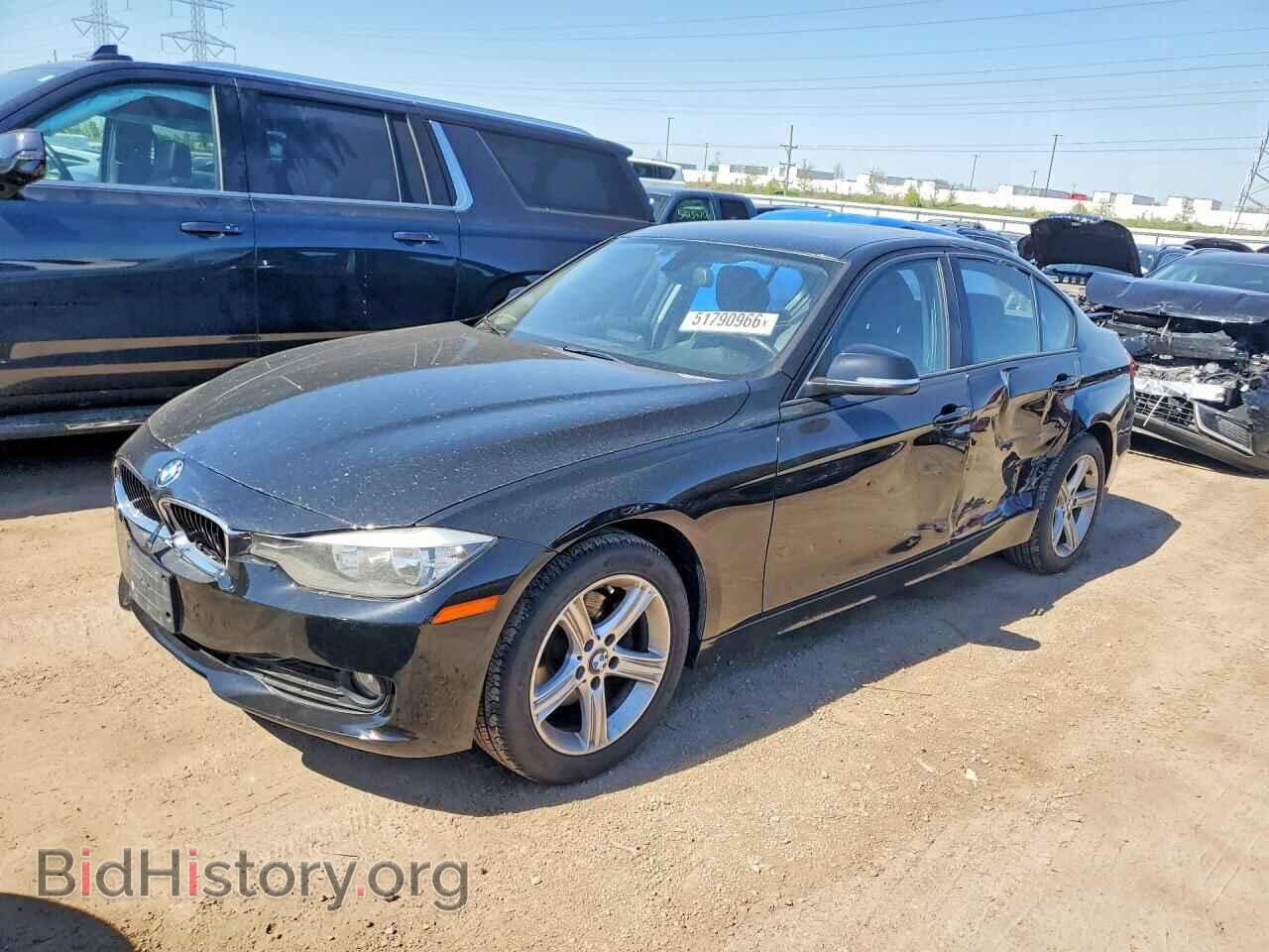 Photo WBA3C3C50EF985219 - BMW 3 SERIES 2014