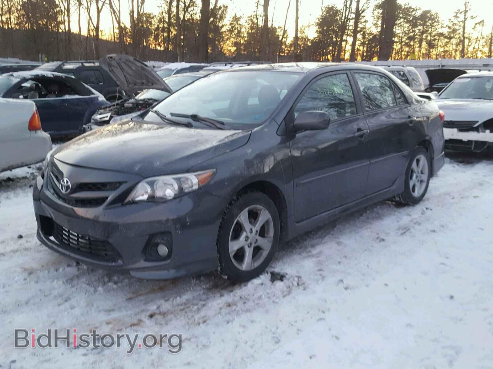 2011 TOYOTA COROLLA BA - VIN: 2T1BU4EE7BC748679 - Фото 2