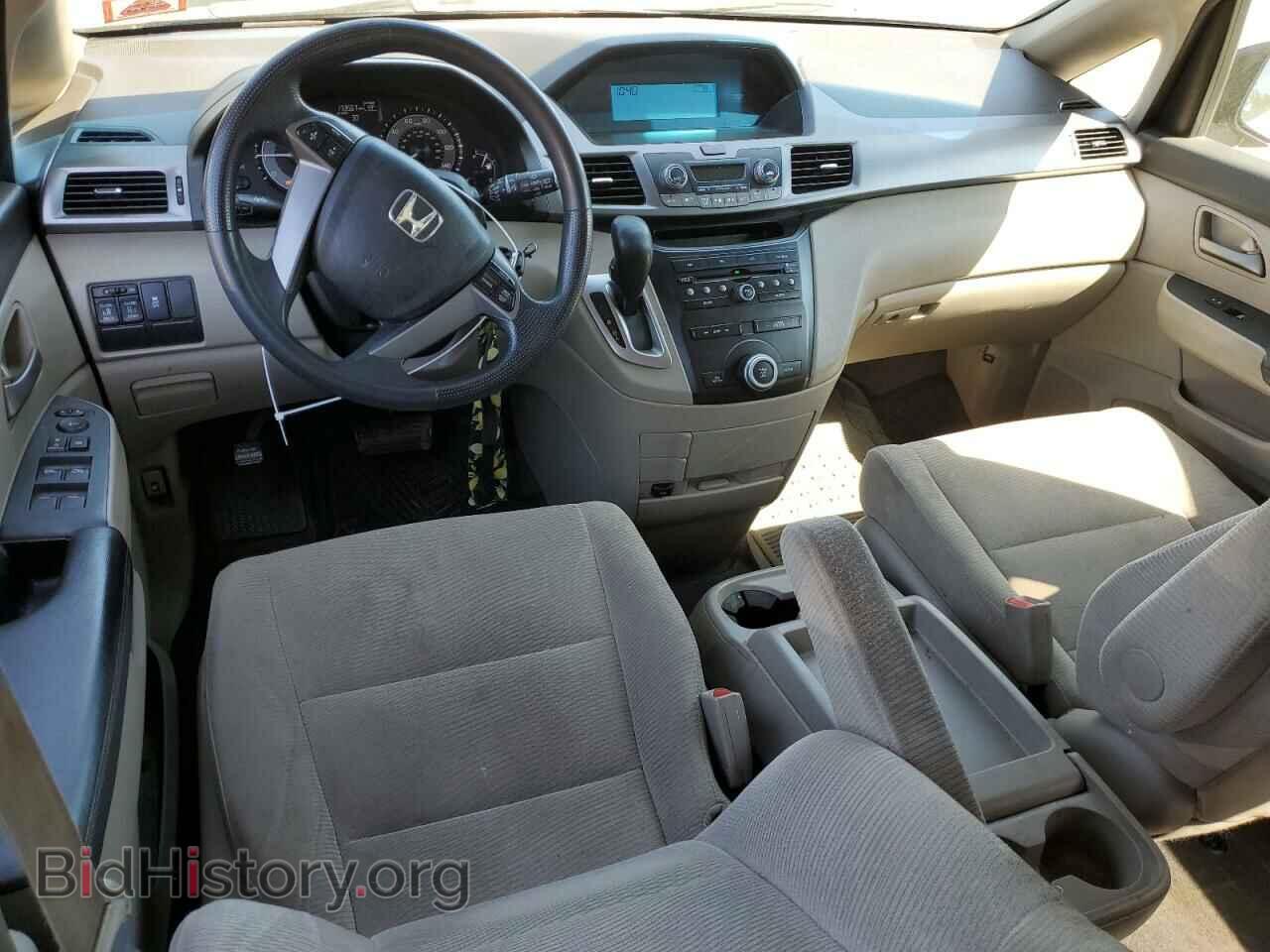 2011 HONDA All Models - VIN: 5FNRL5H41BB015663 - Фото 8