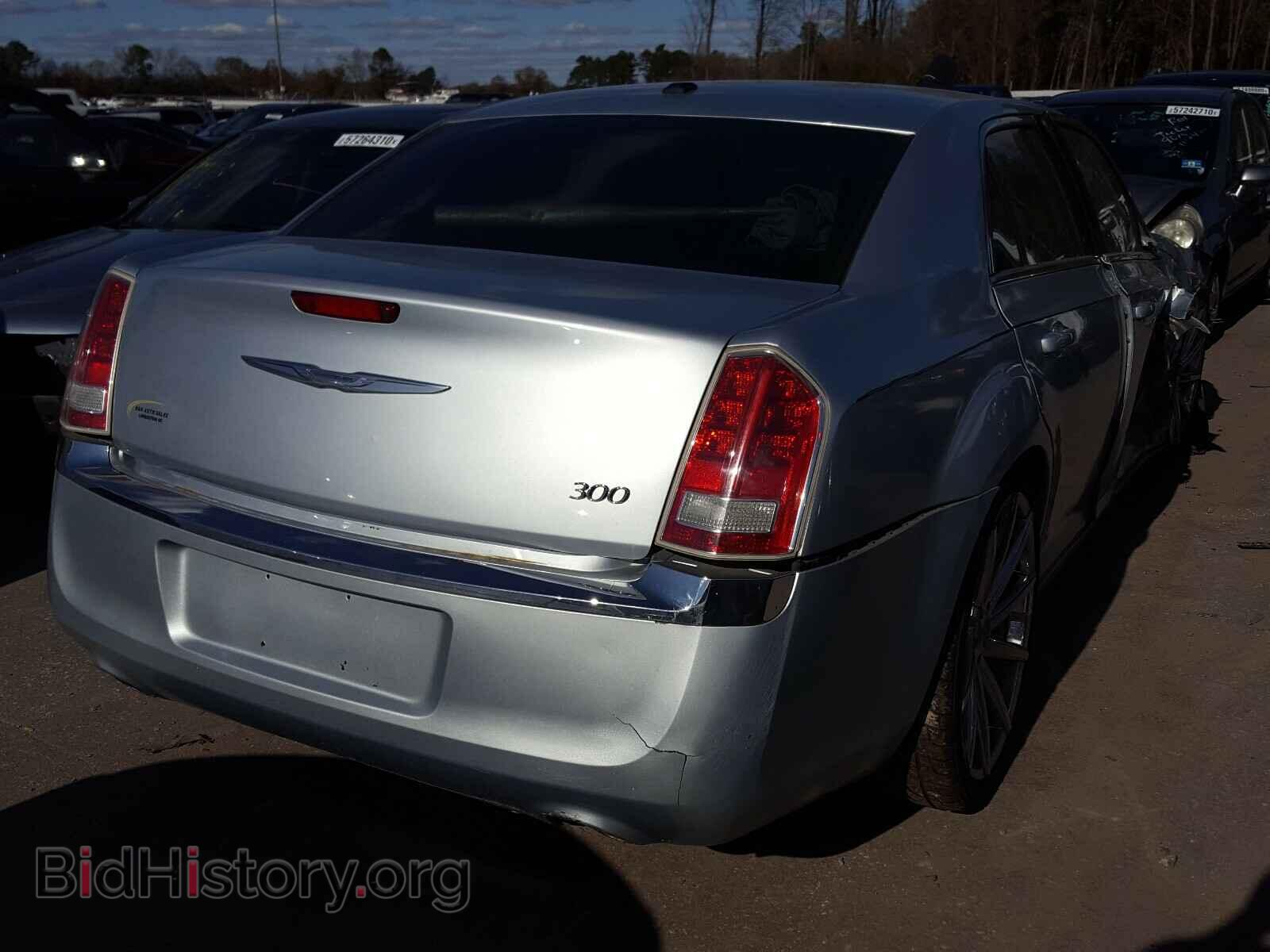 2013 CHRYSLER 300 - VIN: 2C3CCAAG4DH595382 - Фото 4