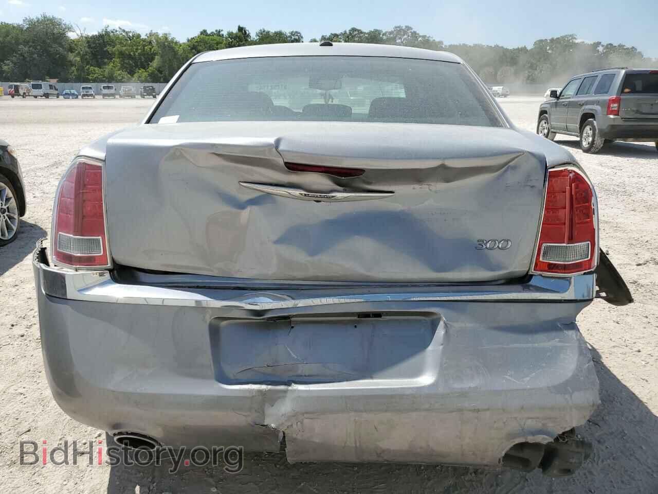 2013 CHRYSLER 300 - VIN: 2C3CCAAG1DH581004 - Фото 6