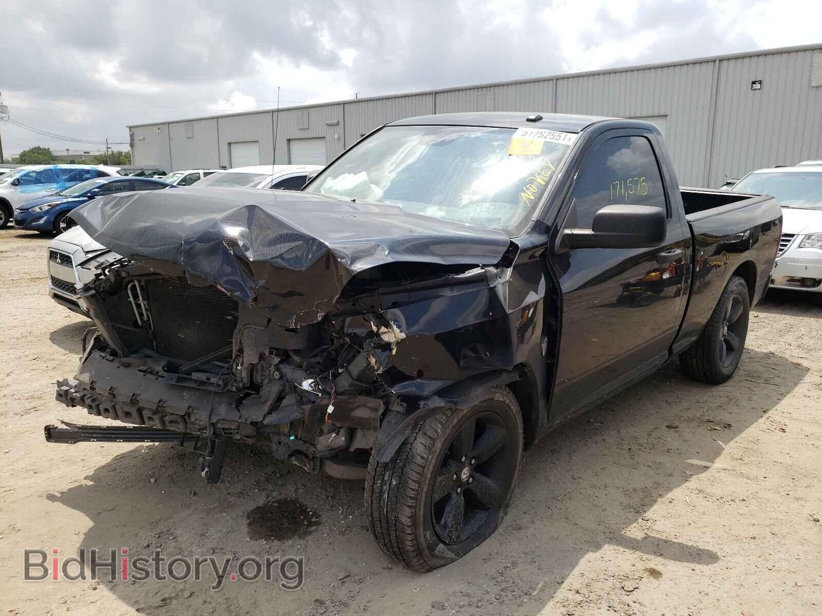 2014 RAM 1500 - VIN: 3C6JR6AT5EG162321 - Фото 2