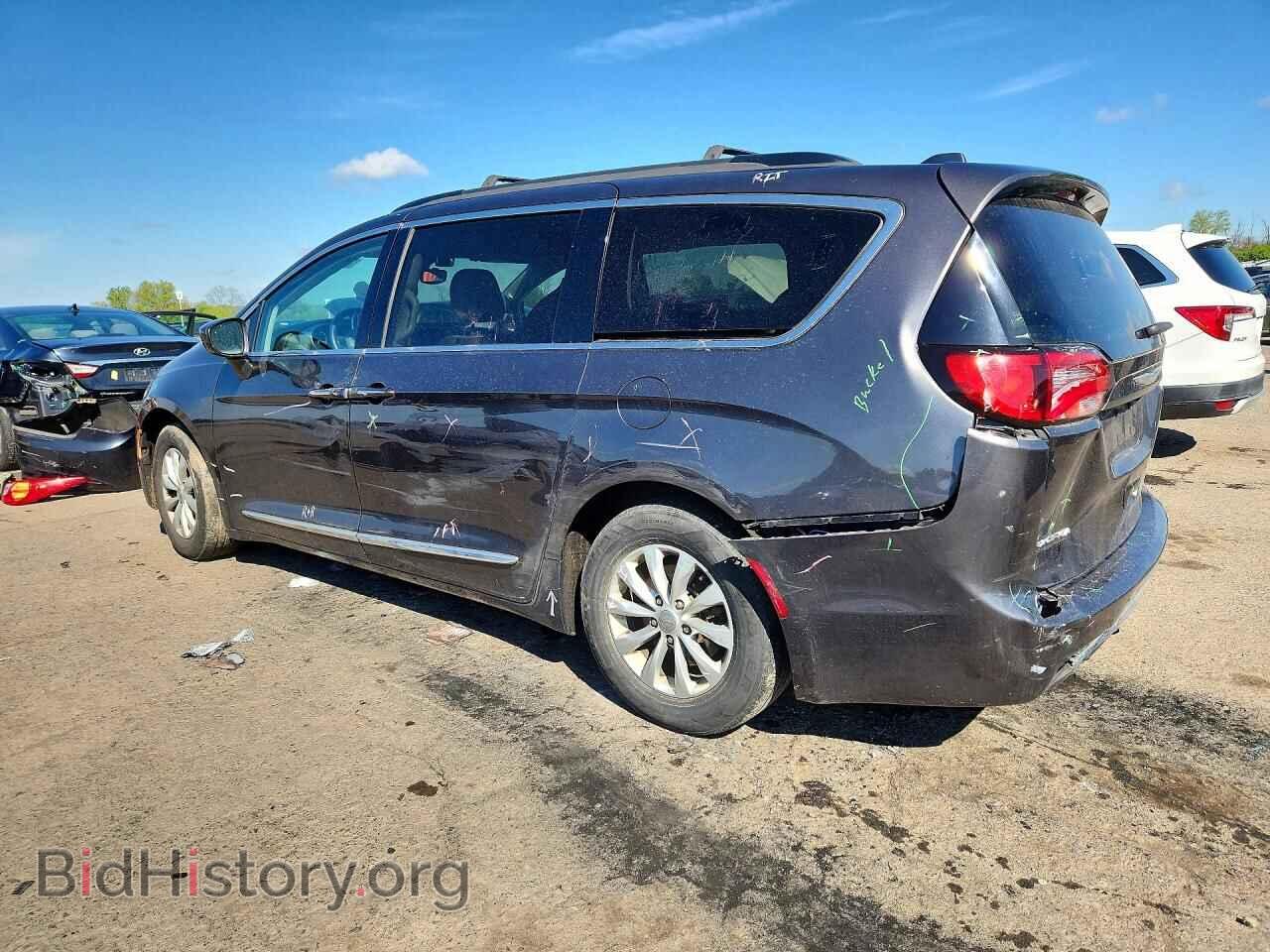 2017 CHRYSLER PACIFICA - VIN: 2C4RC1BG1HR576891 - Фото 2