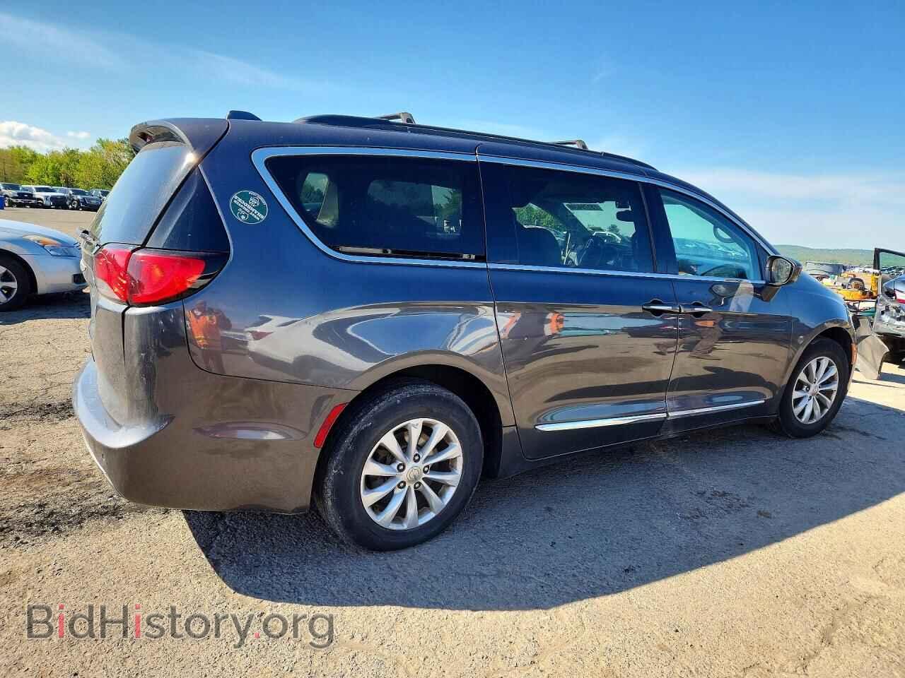 2017 CHRYSLER PACIFICA - VIN: 2C4RC1BG1HR576891 - Фото 3