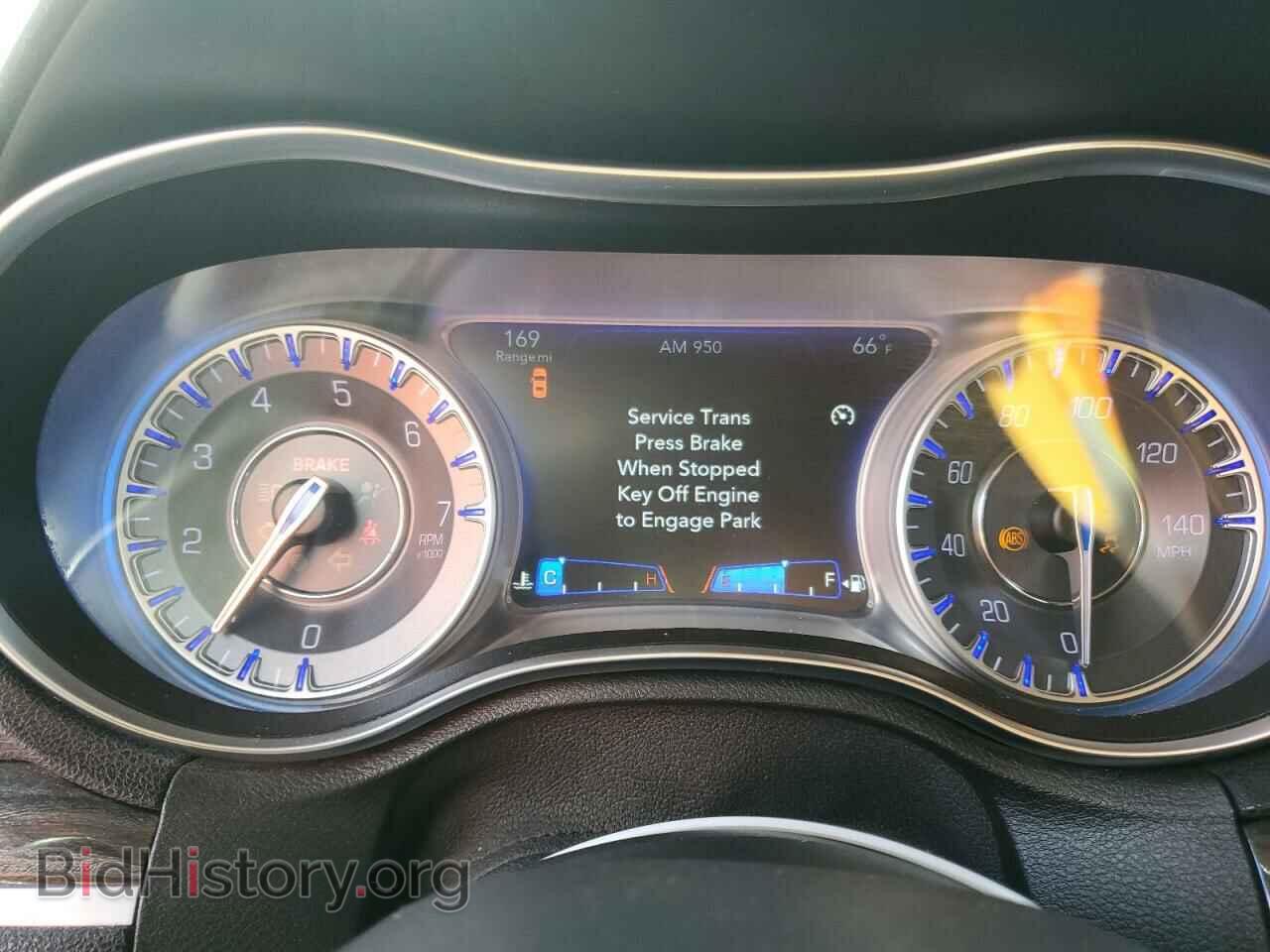 2018 CHRYSLER 300 - VIN: 2C3CCAAG3JH291925 - Фото 9