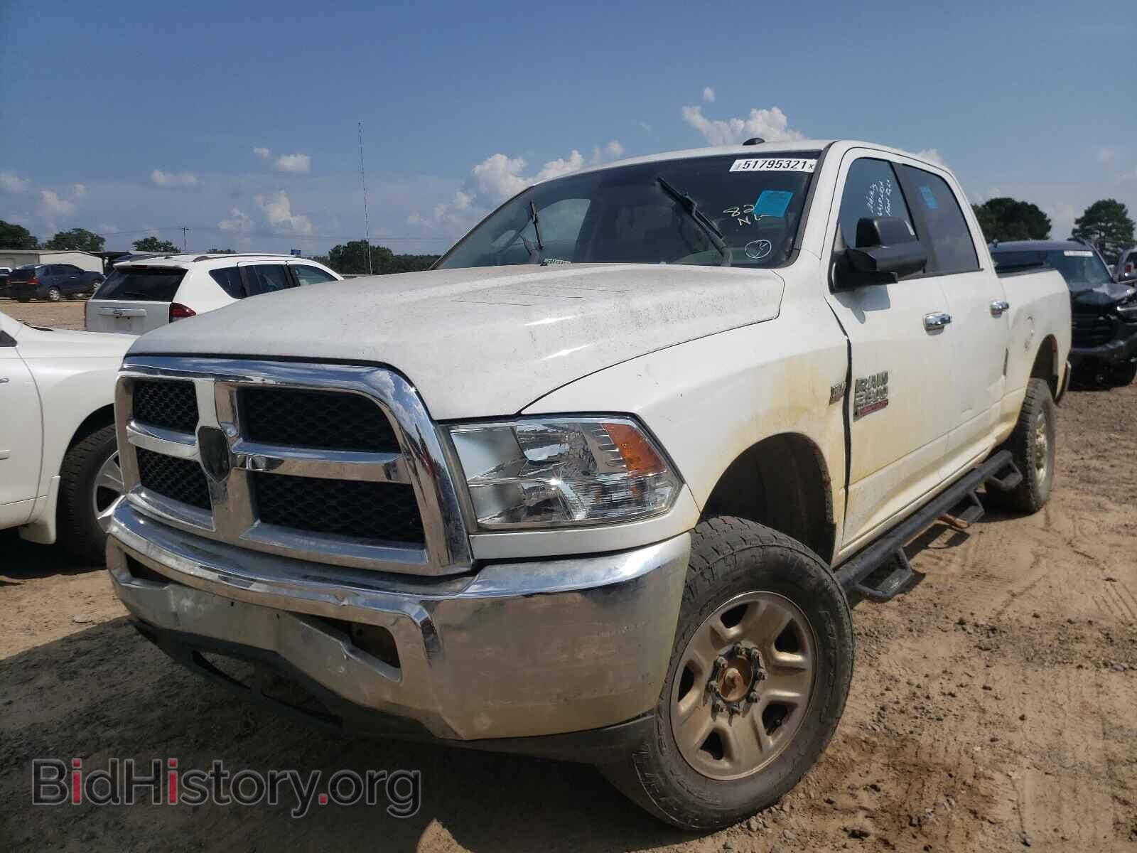 2016 RAM 2500 - VIN: 3C6TR5DT2GG178283 - Фото 2