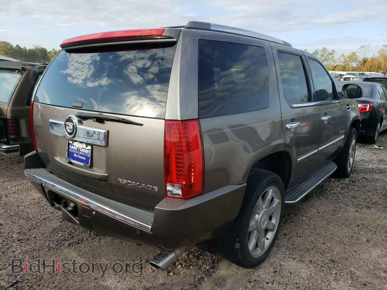 2011 CADILLAC ESCALADE - VIN: 1GYS3BEF8BR286472 - Фото 4