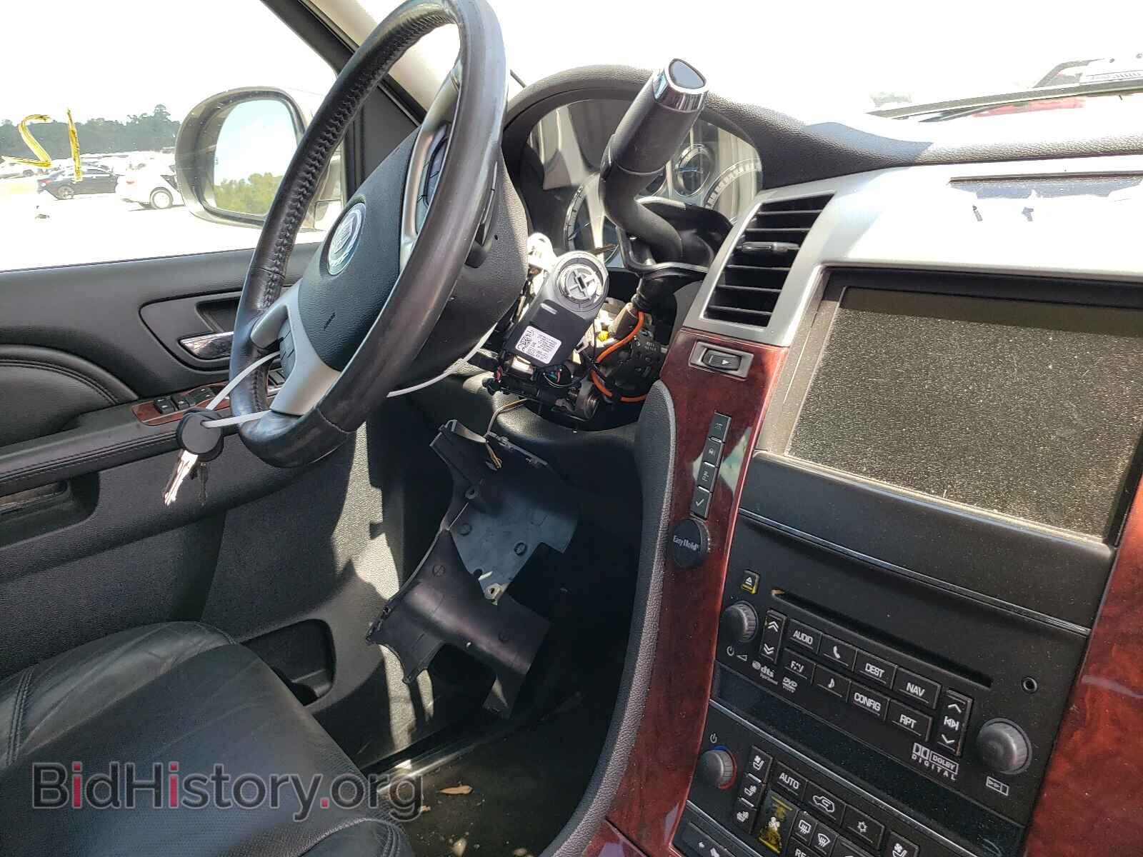 2011 CADILLAC ESCALADE - VIN: 1GYS3BEF8BR286472 - Фото 9