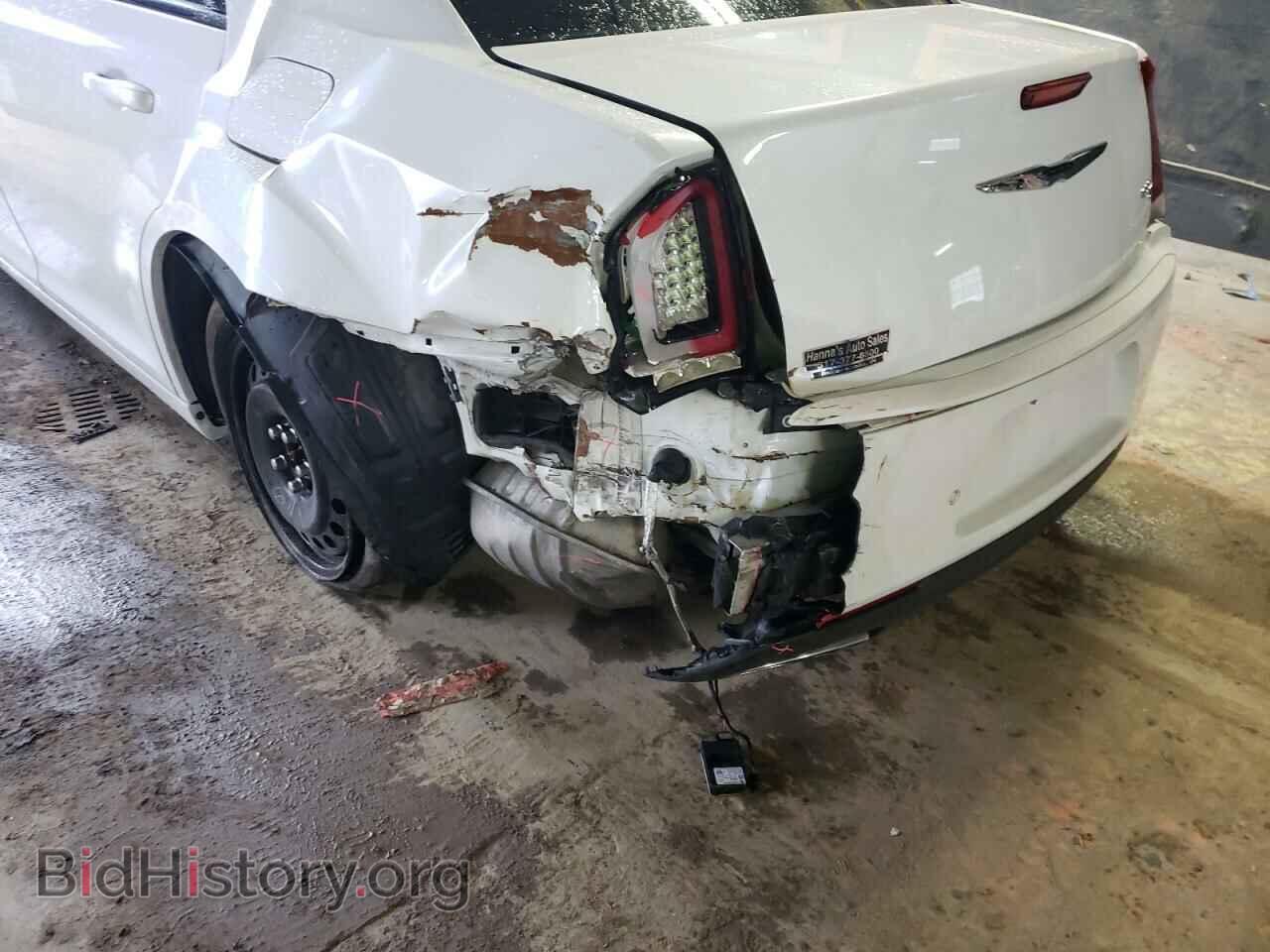 2015 CHRYSLER 300 - VIN: 2C3CCABG6FH766697 - Фото 9