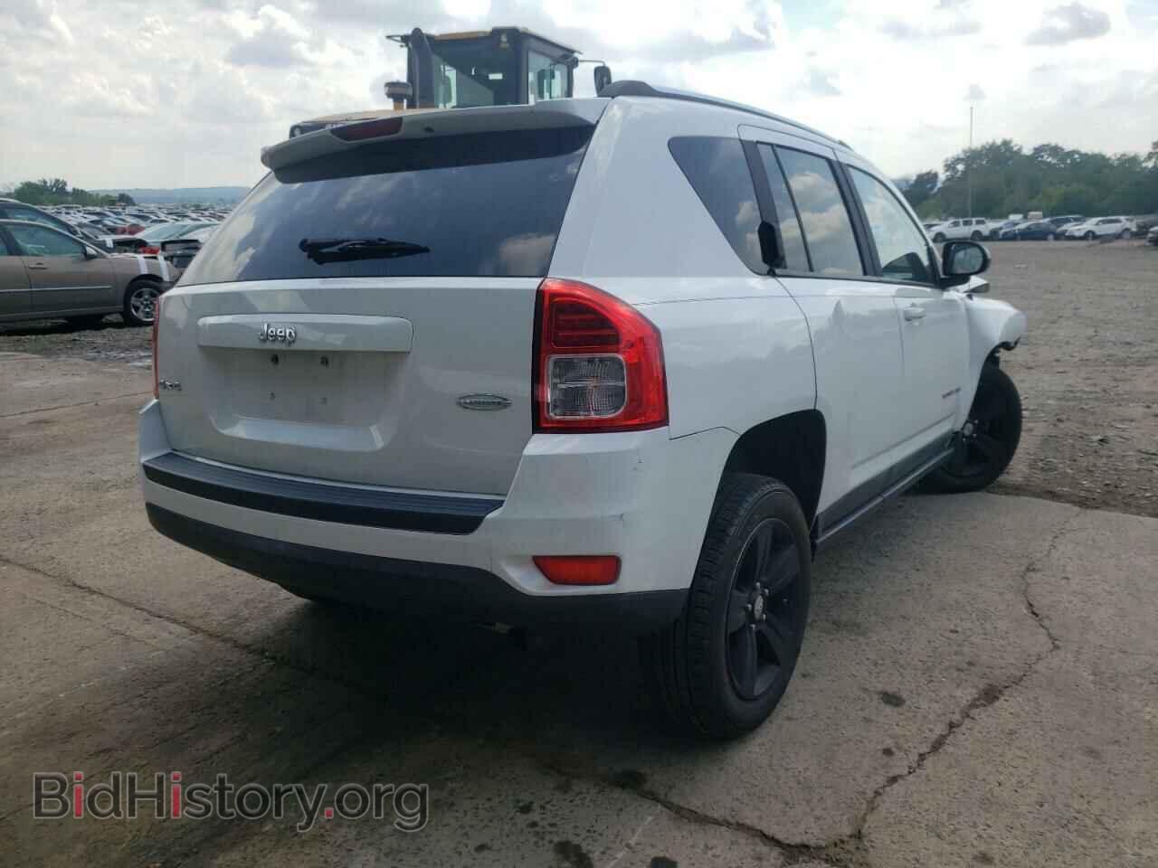 2011 JEEP COMPASS - VIN: 1J4NF1FB7BD281772 - Photo 4