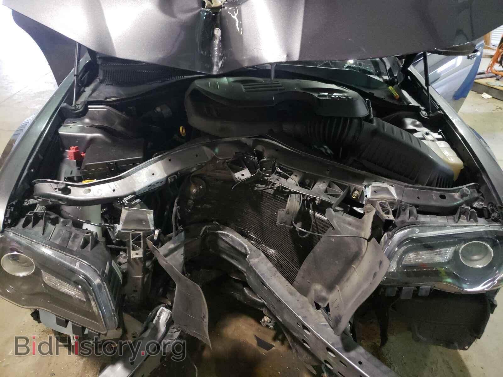 2019 CHRYSLER 300 - VIN: 2C3CCABG5KH562547 - Фото 7