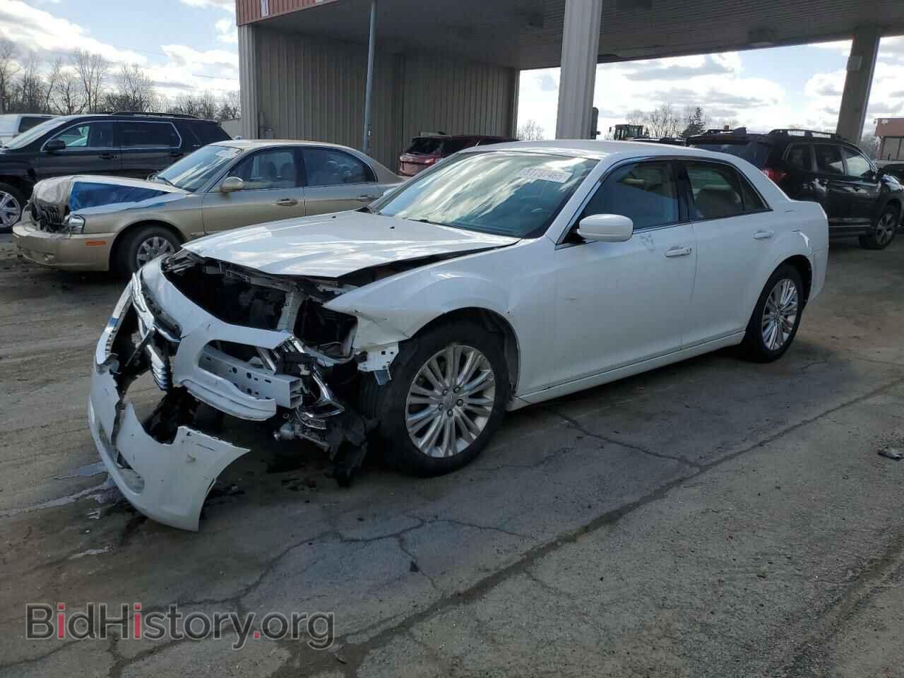 Фотография 2C3CCARG3EH211825 - CHRYSLER 300 2014