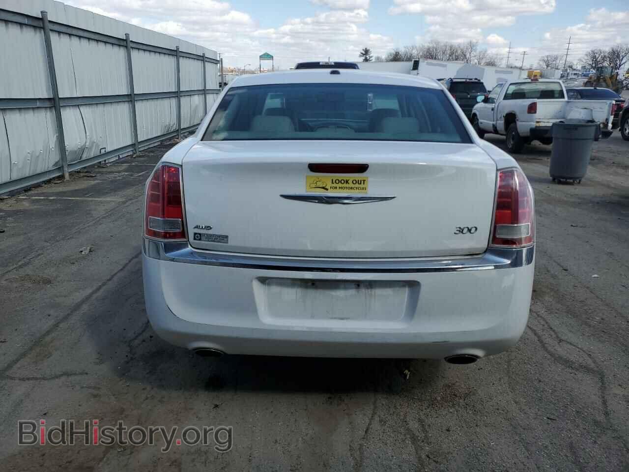 2014 CHRYSLER 300 - VIN: 2C3CCARG3EH211825 - Фото 6