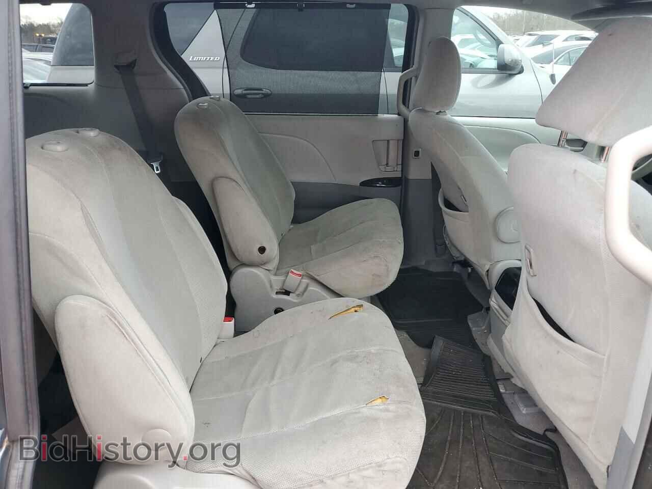 2011 TOYOTA All Models - VIN: 5TDKK3DC9BS064241 - Photo 11