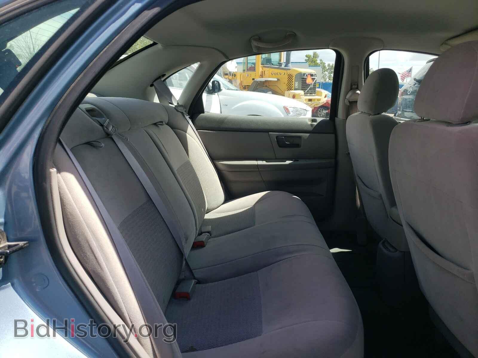 2006 FORD TAURUS - VIN: 1FAHP53U26A119378 - Фото 6