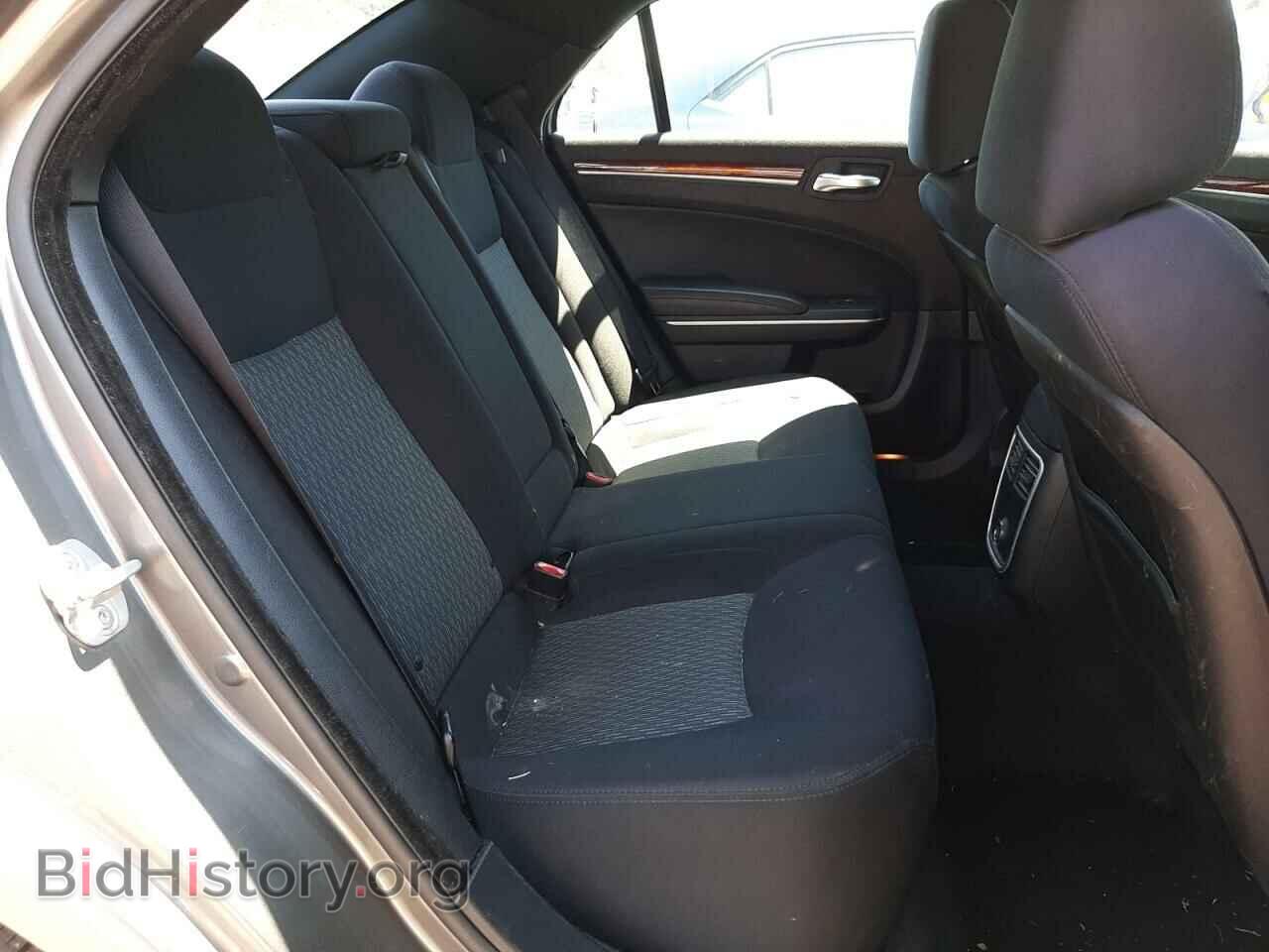 2012 CHRYSLER 300 - VIN: 2C3CCAAG7CH312181 - Фото 6