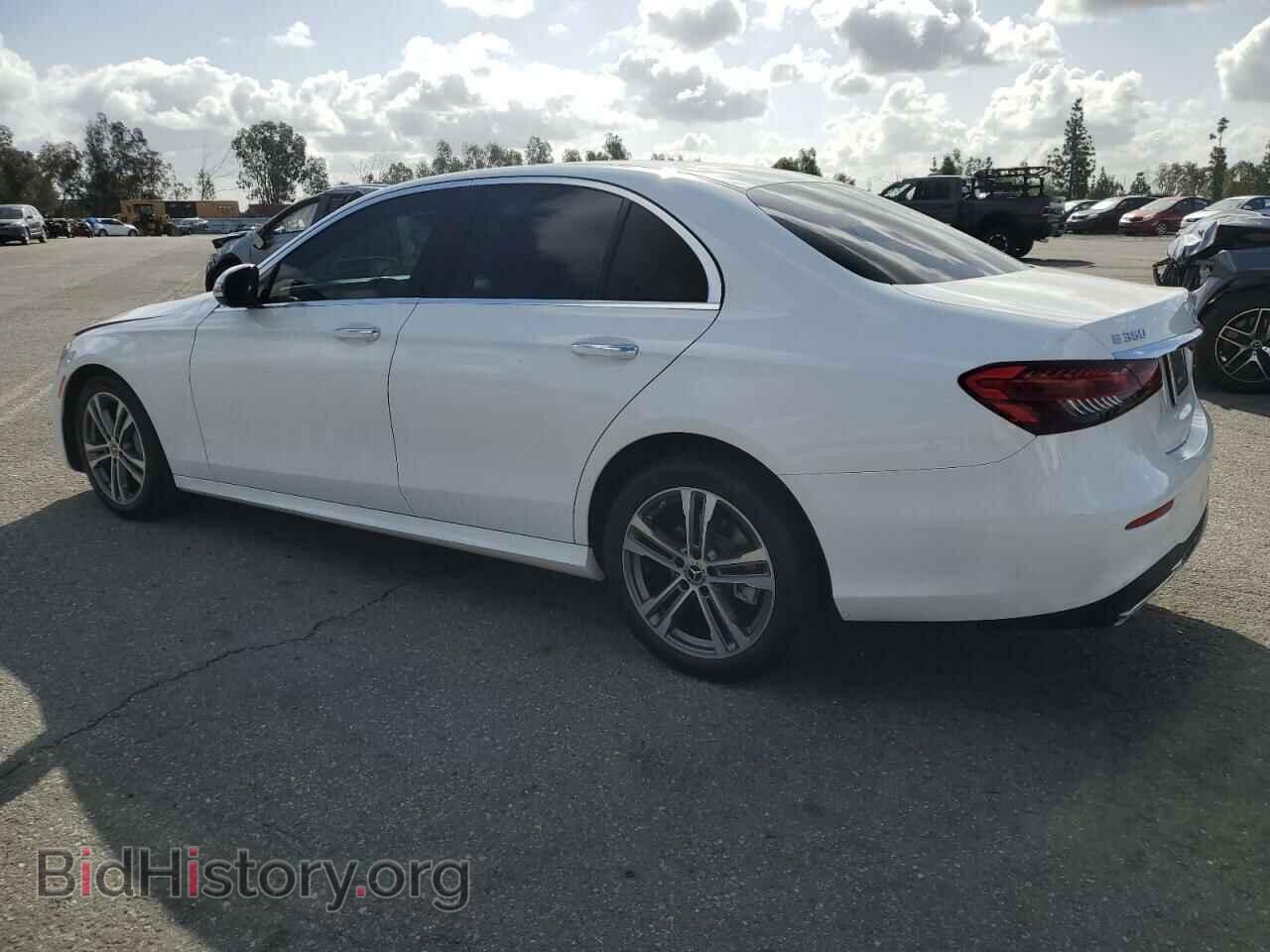 2021 MERCEDES-BENZ E-CLASS - VIN: W1KZF8DBXMA920854 - Фото 2