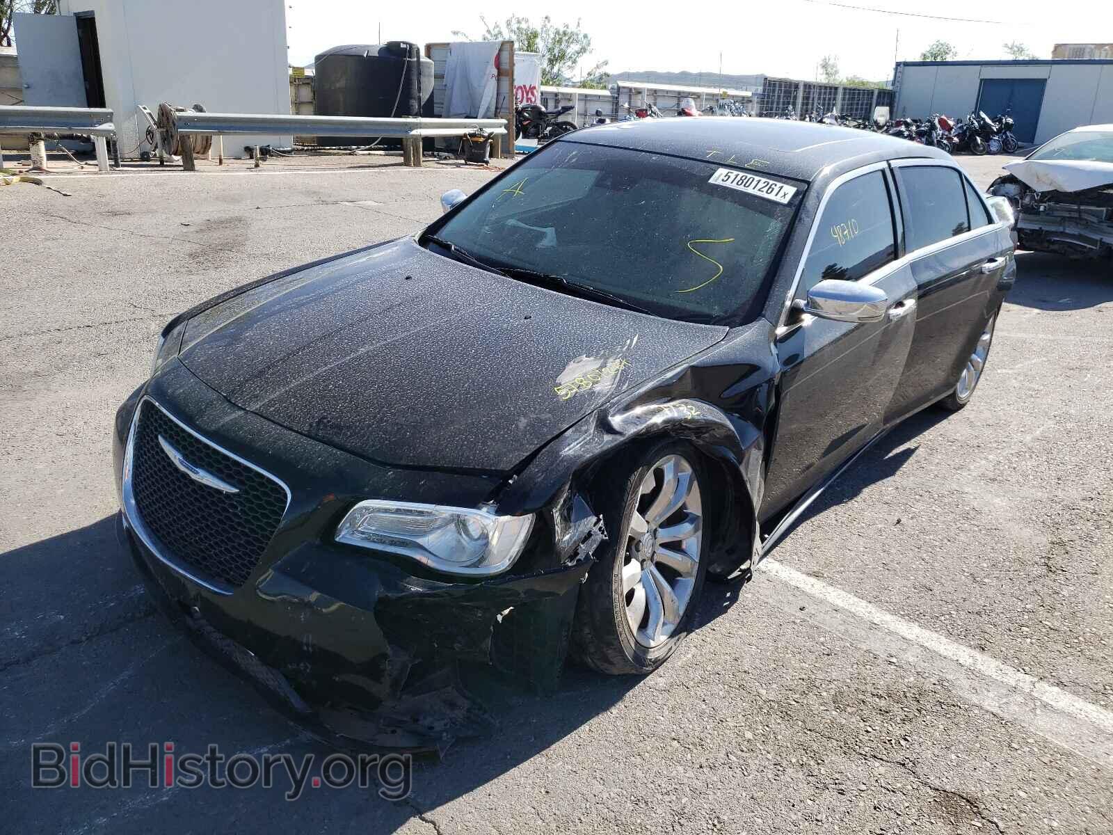 2017 CHRYSLER 300 - VIN: 2C3CCAEG8HH588001 - Photo 2