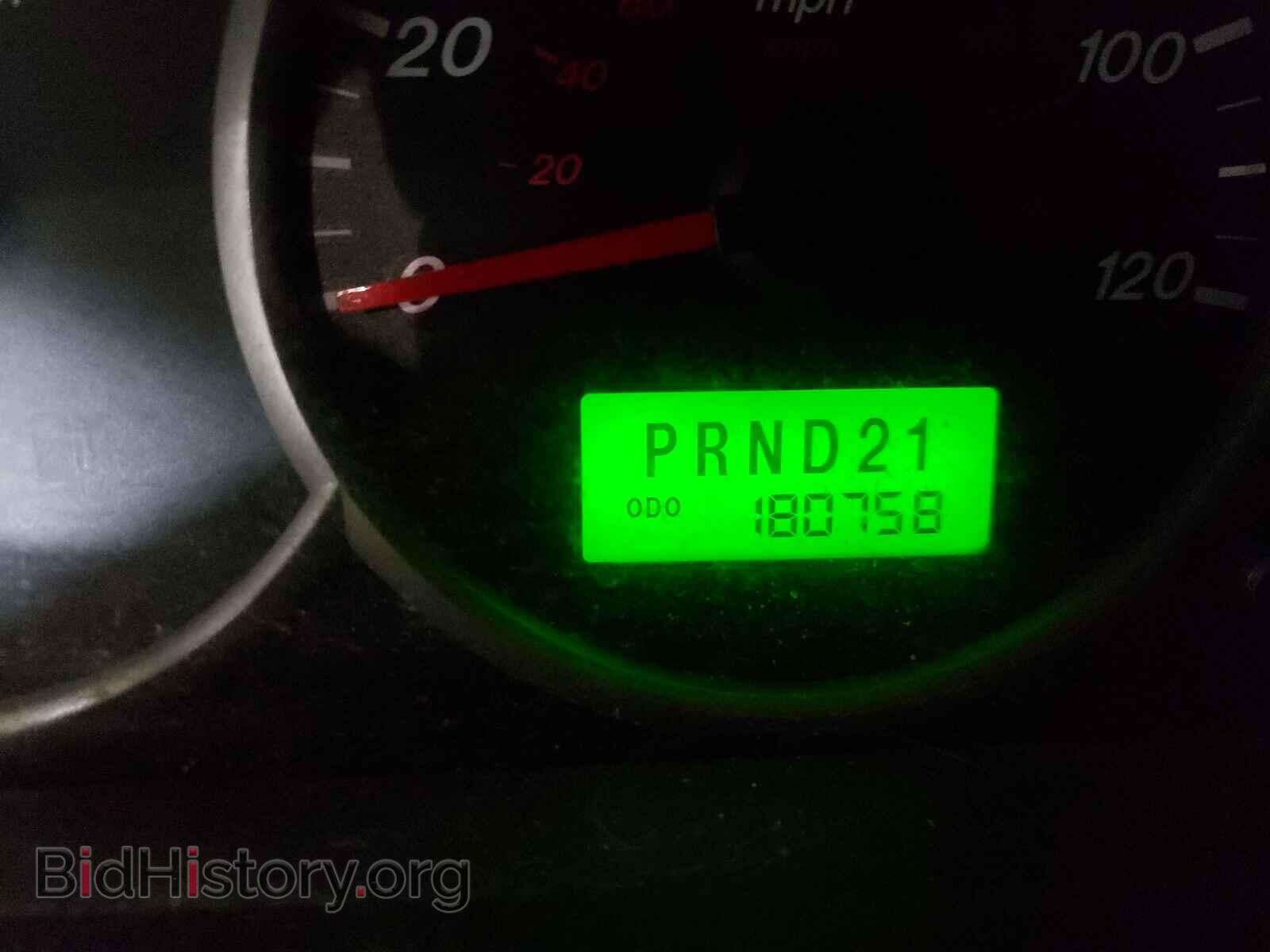 2006 MAZDA TRIBUTE - VIN: 4F2YZ06106KM08326 - Фото 8