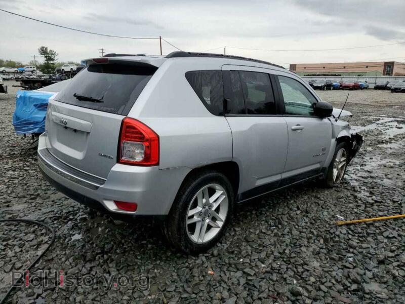 2011 Jeep COMPASS (VIN 1J4NF5FB0BD182055) — фото 3 из 13