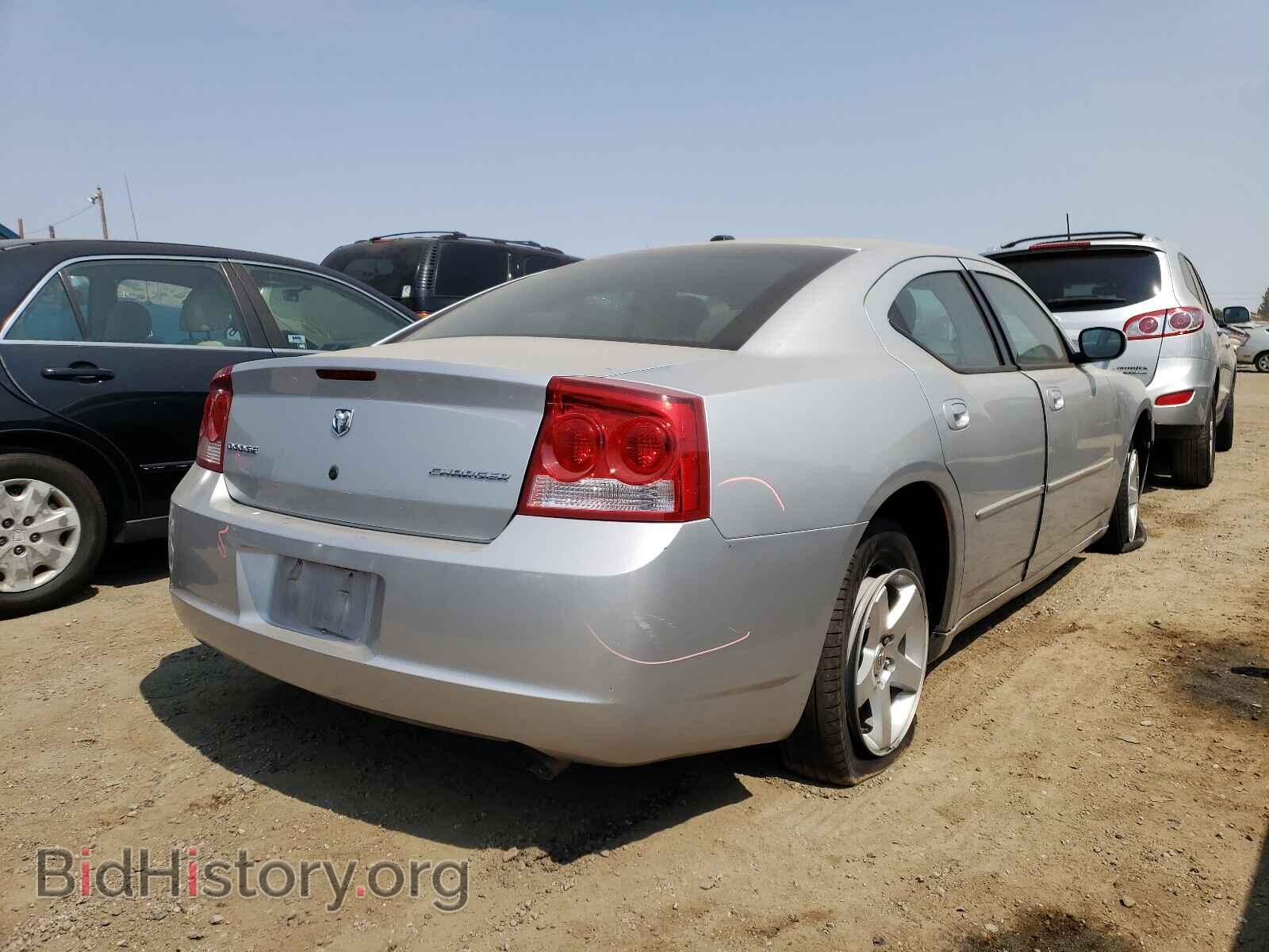 2010 DODGE CHARGER - VIN: 2B3CA4CV1AH224885 - Фото 4