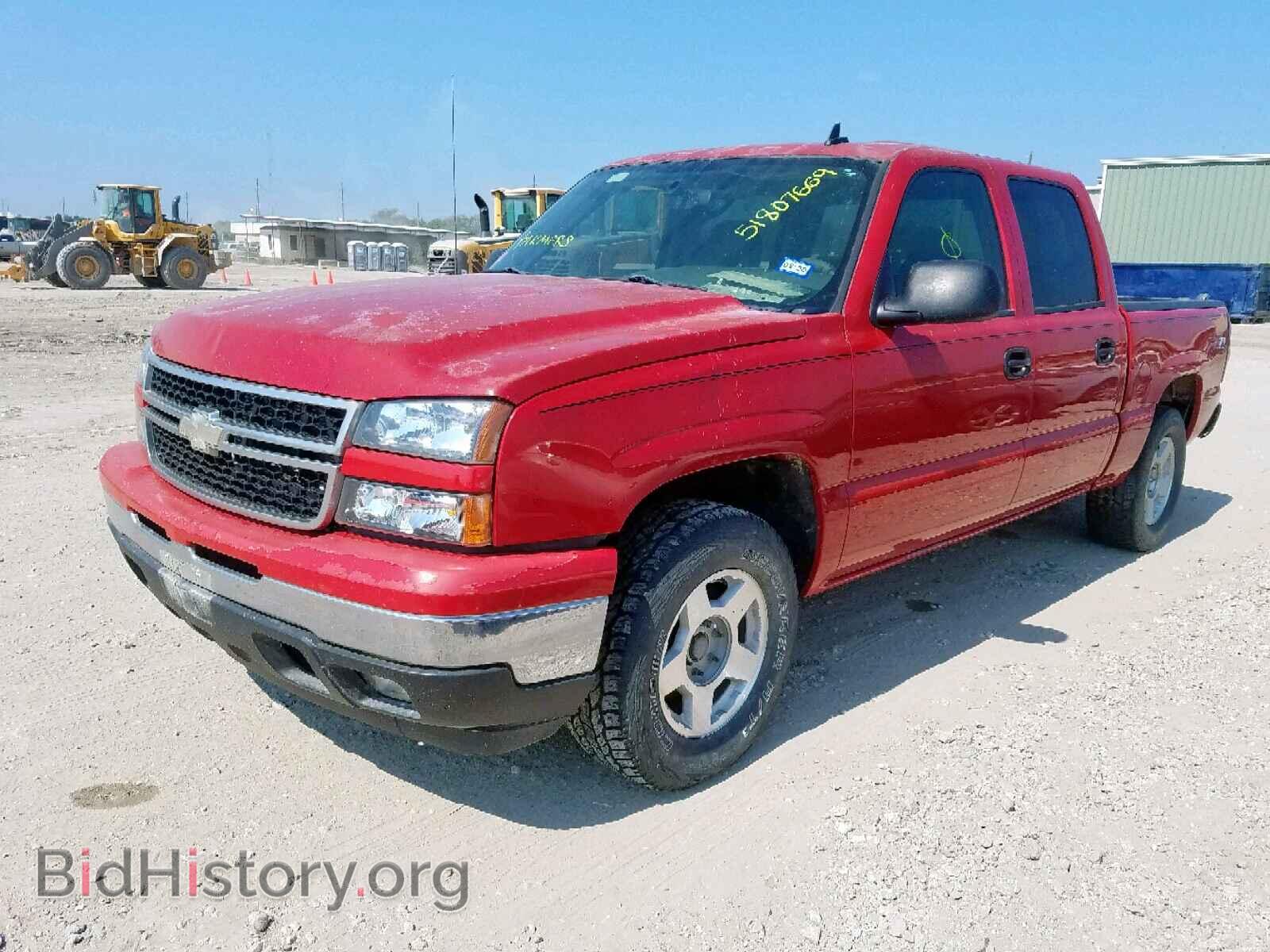 2006 CHEVROLET SILVERADO - VIN: 2GCEK13T461100532 - Фото 2