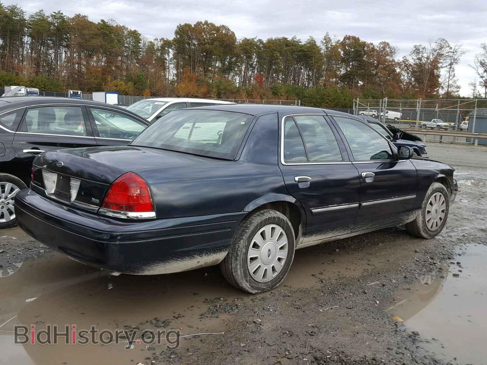 2011 FORD CROWN VIC - VIN: 2FABP7BV4BX100697 - Фото 4