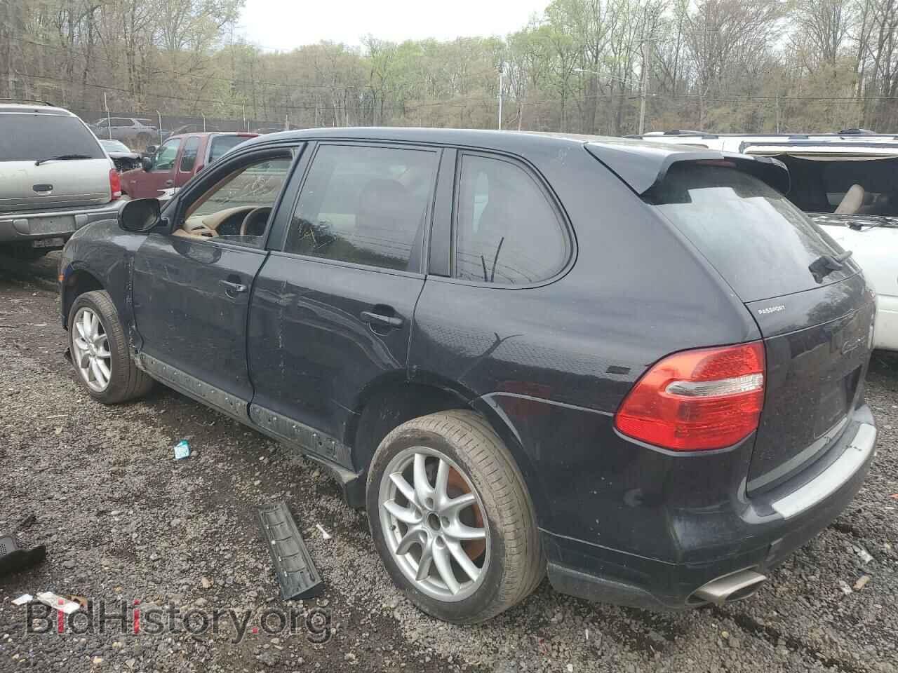 2010 PORSCHE CAYENNE - VIN: WP1AA2AP2ALA07247 - Photo 2
