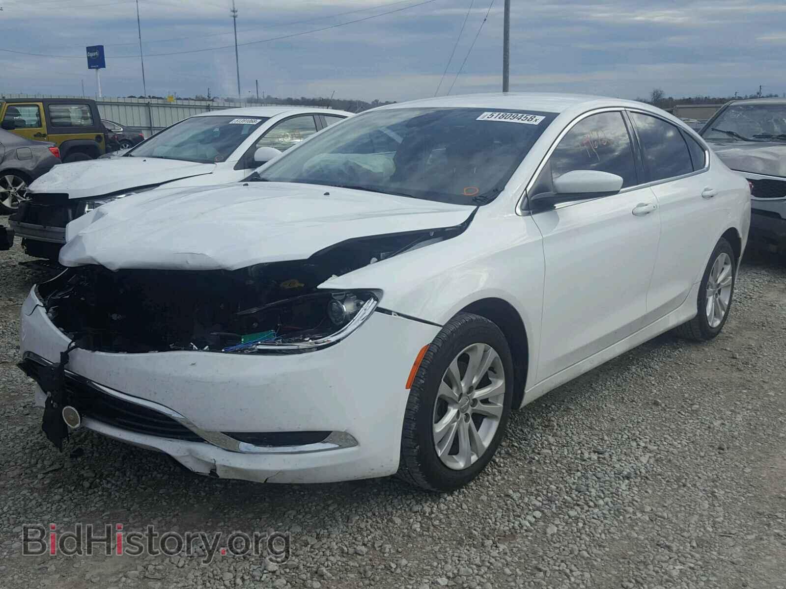 2016 CHRYSLER 200 - VIN: 1C3CCCAB7GN132244 - Фото 2