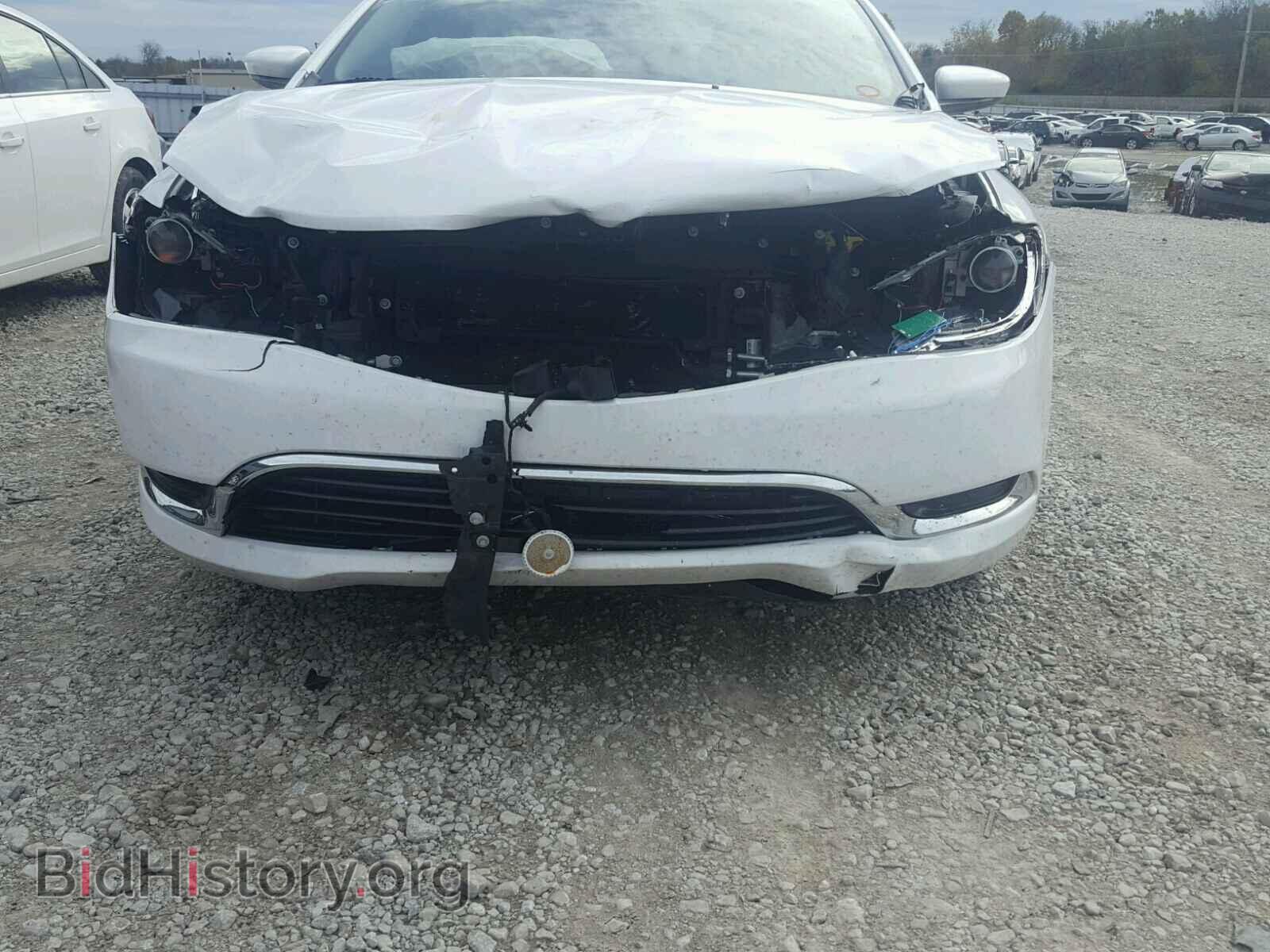 2016 CHRYSLER 200 - VIN: 1C3CCCAB7GN132244 - Фото 9