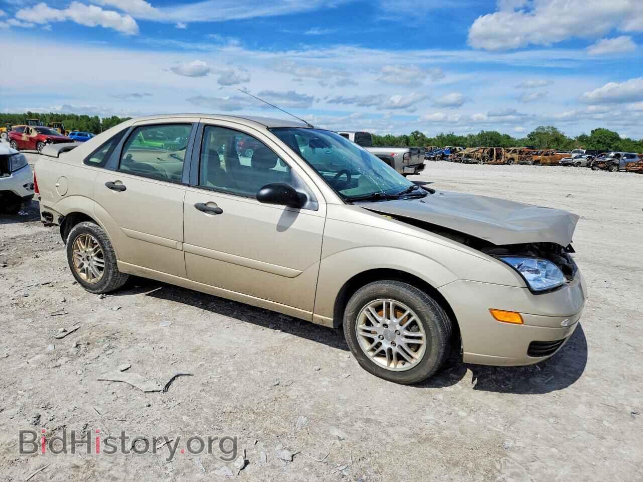 2007 FORD FOCUS - VIN: 1FAFP34NX7W123766 - Фото 4