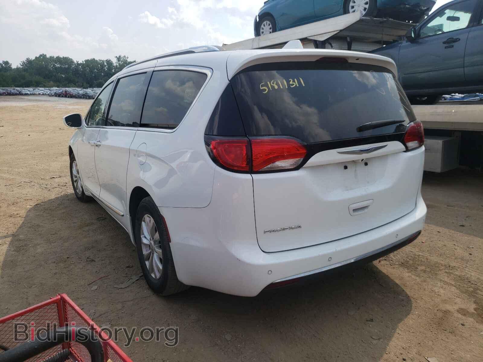 2019 CHRYSLER PACIFICA - VIN: 2C4RC1BG1KR673175 - Фото 3