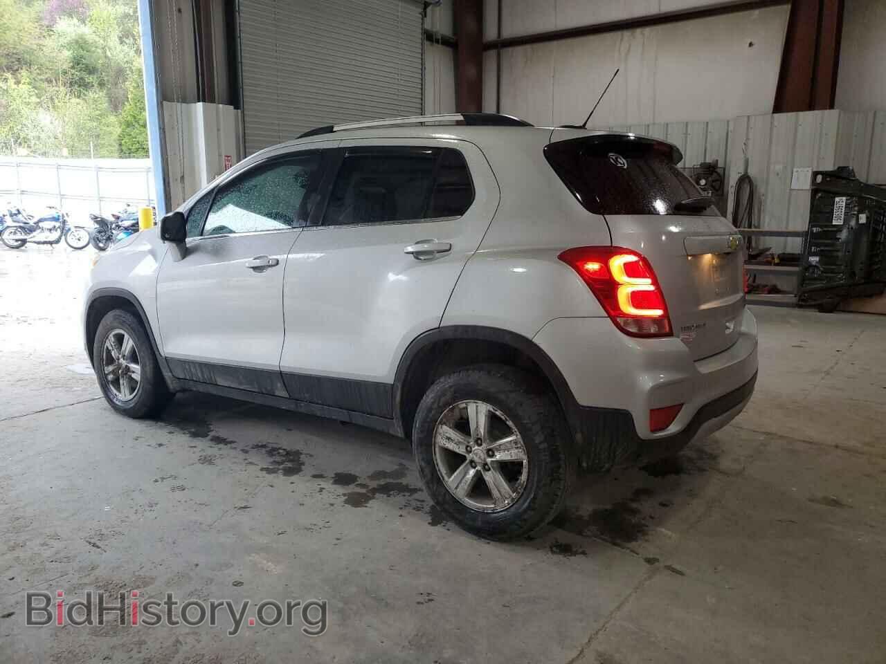 2017 CHEVROLET TRAX - VIN: 3GNCJPSB1HL166180 - Фото 2