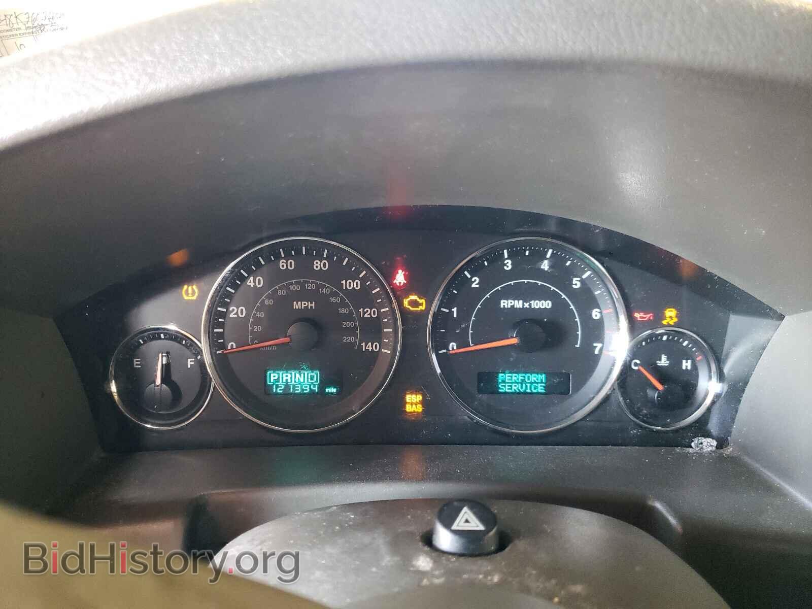 2006 JEEP COMMANDER - VIN: 1J8HG48K76C366579 - Фото 8
