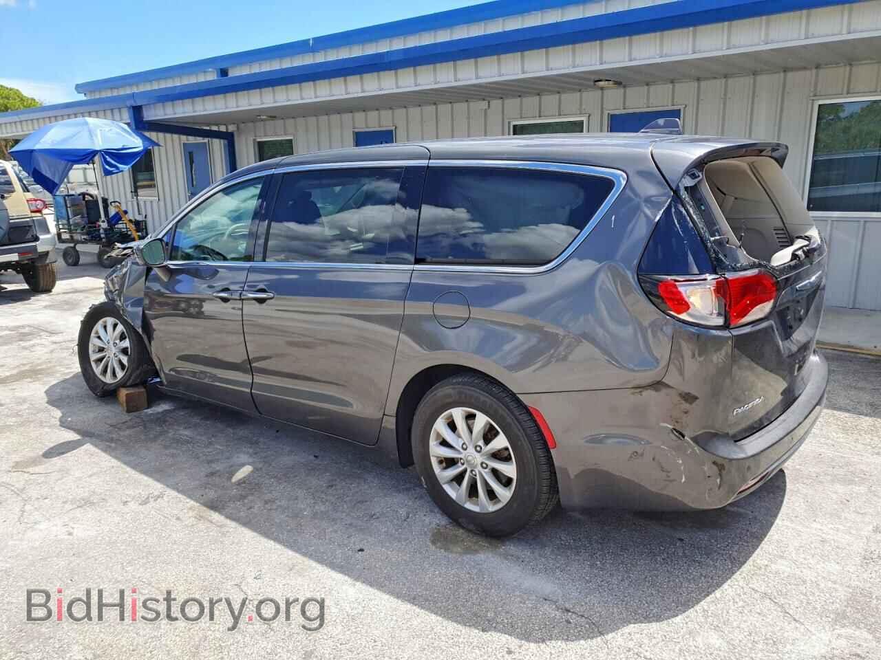 2019 CHRYSLER PACIFICA - VIN: 2C4RC1FG8KR738081 - Photo 2