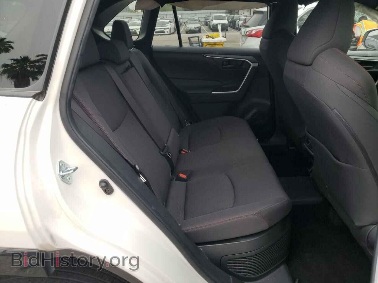 2021 TOYOTA RAV4 - VIN: JTMAB3FV9MD018076 - Фото 10