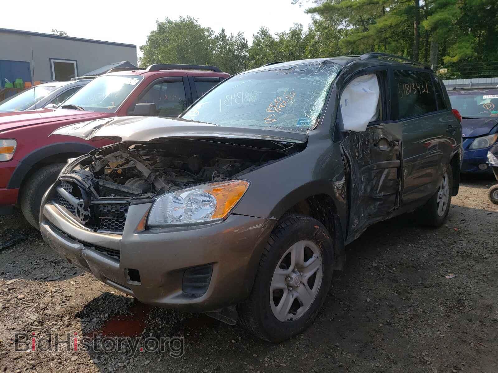 2011 TOYOTA RAV4 - VIN: 2T3BF4DV2BW138481 - Фото 2