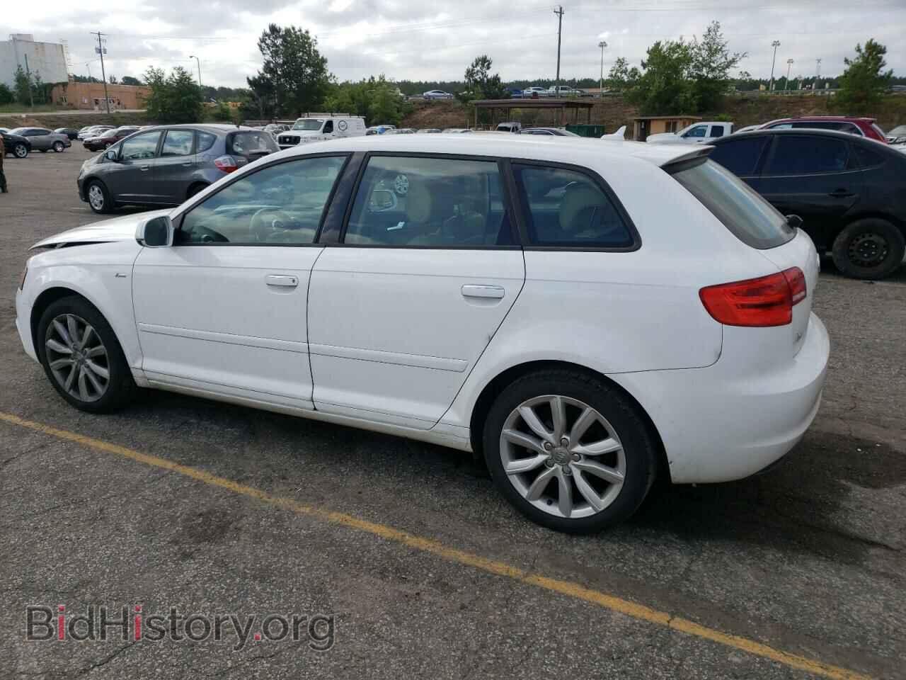 2011 AUDI A3 - VIN: WAUBJBFM6BA049662 - Фото 2