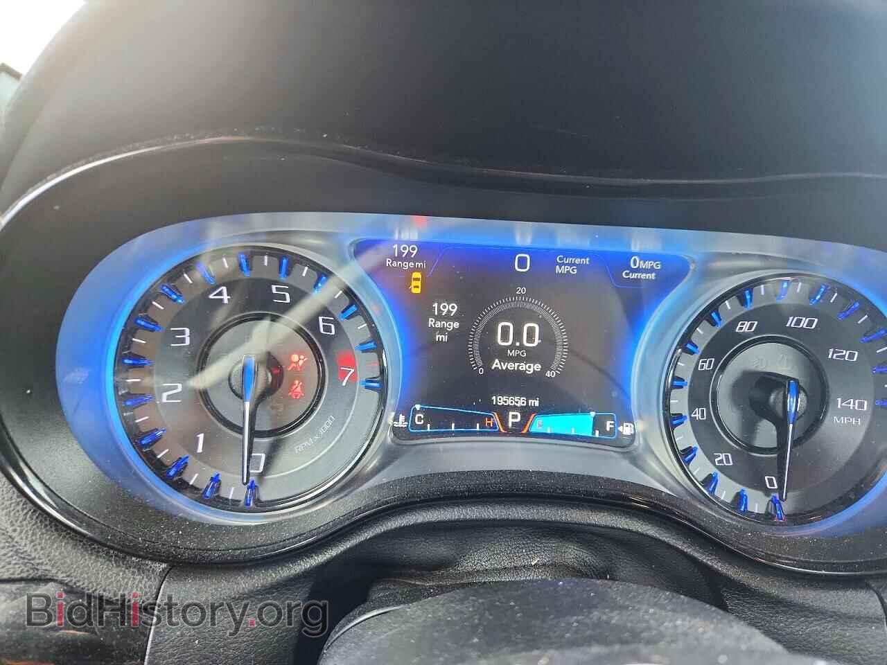 2018 CHRYSLER 300 - VIN: 2C3CCAGG7JH250320 - Photo 9