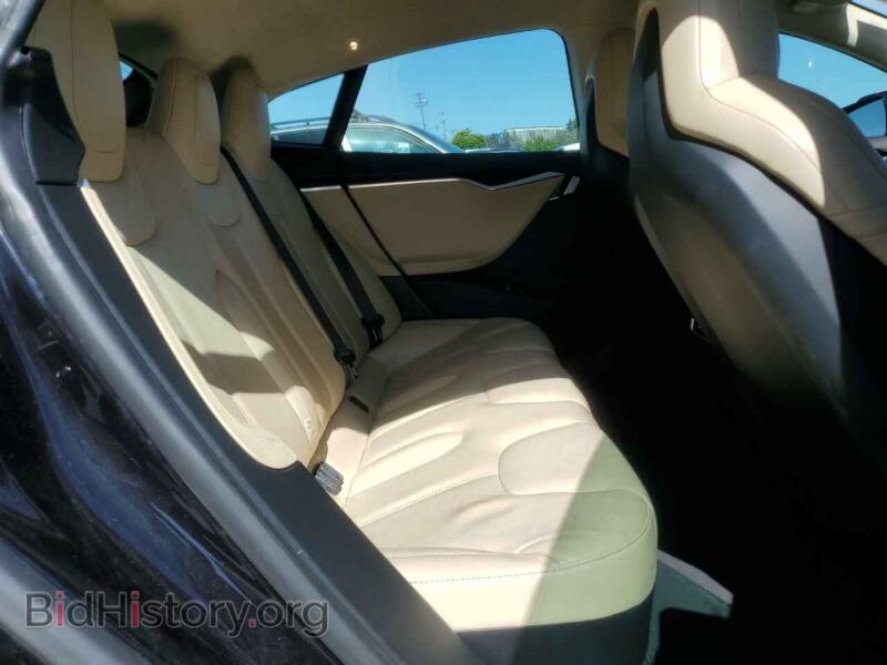 2016 Tesla MODEL S (VIN 5YJSA1E19GF133414) — photo 10 of 12