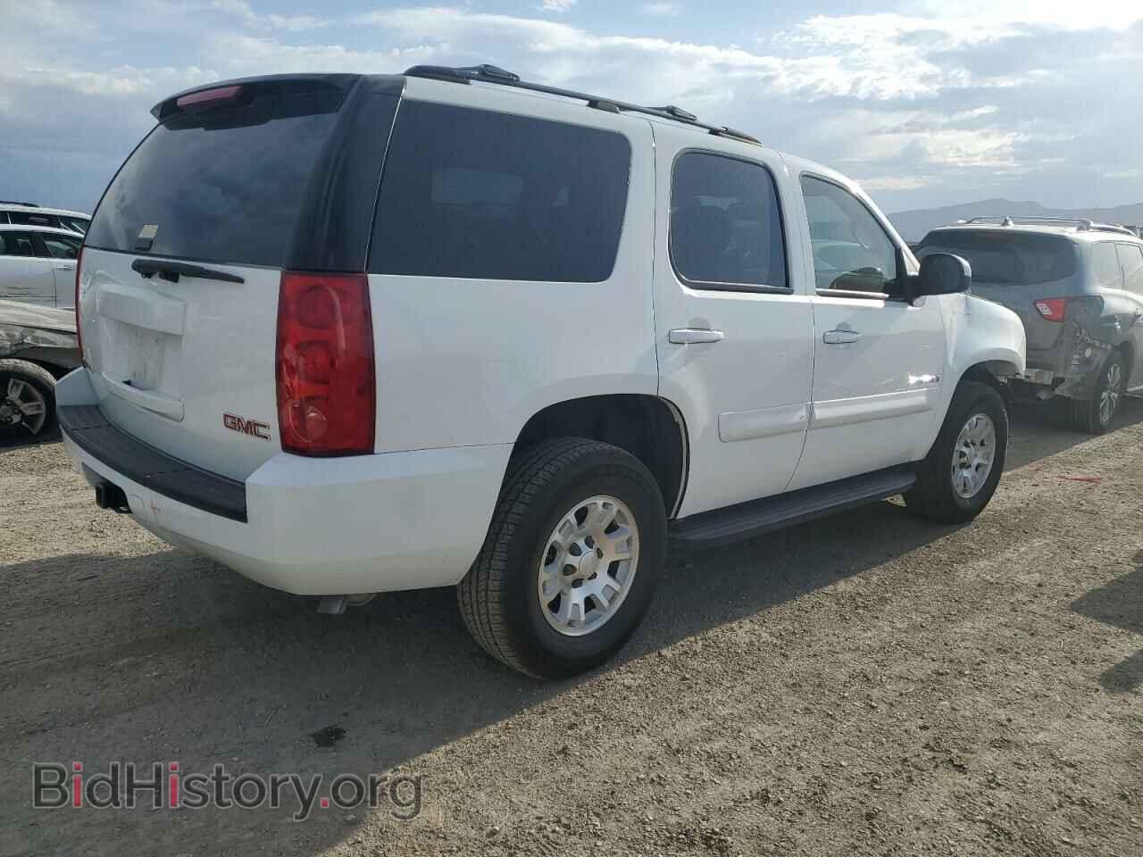 2007 GMC YUKON - VIN: 1GKFC13J17R118564 - Фото 3
